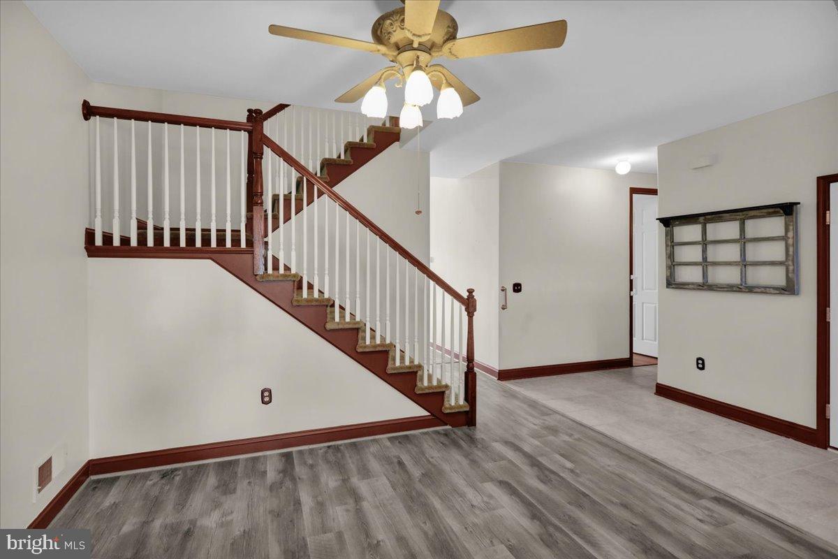 VLG AT MAIDENCREEK - Residential