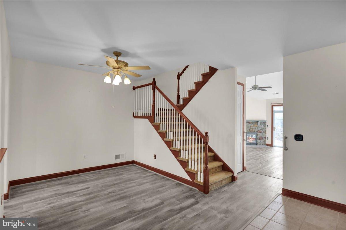 VLG AT MAIDENCREEK - Residential