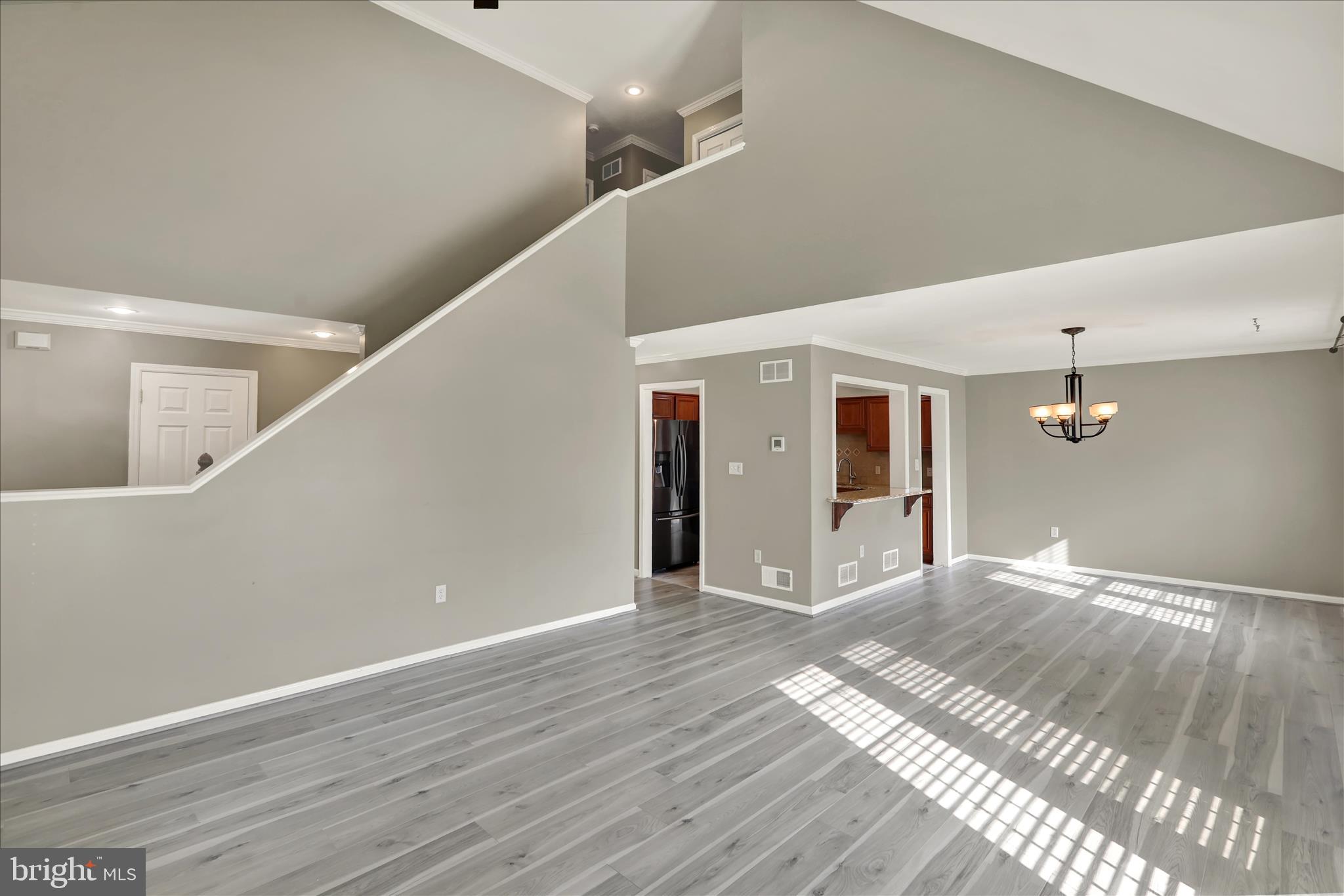 SUMMIT HILLS - Residential