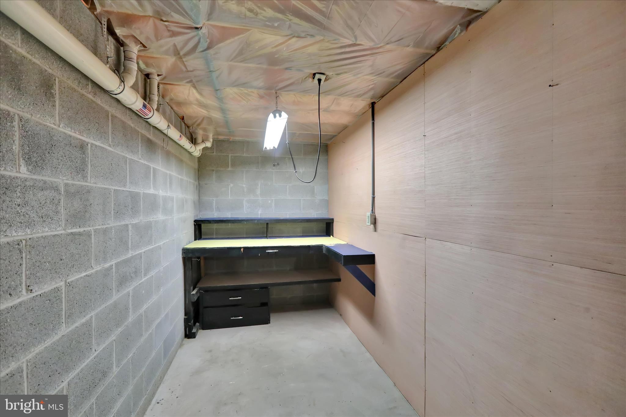 SUMMIT HILLS - Residential