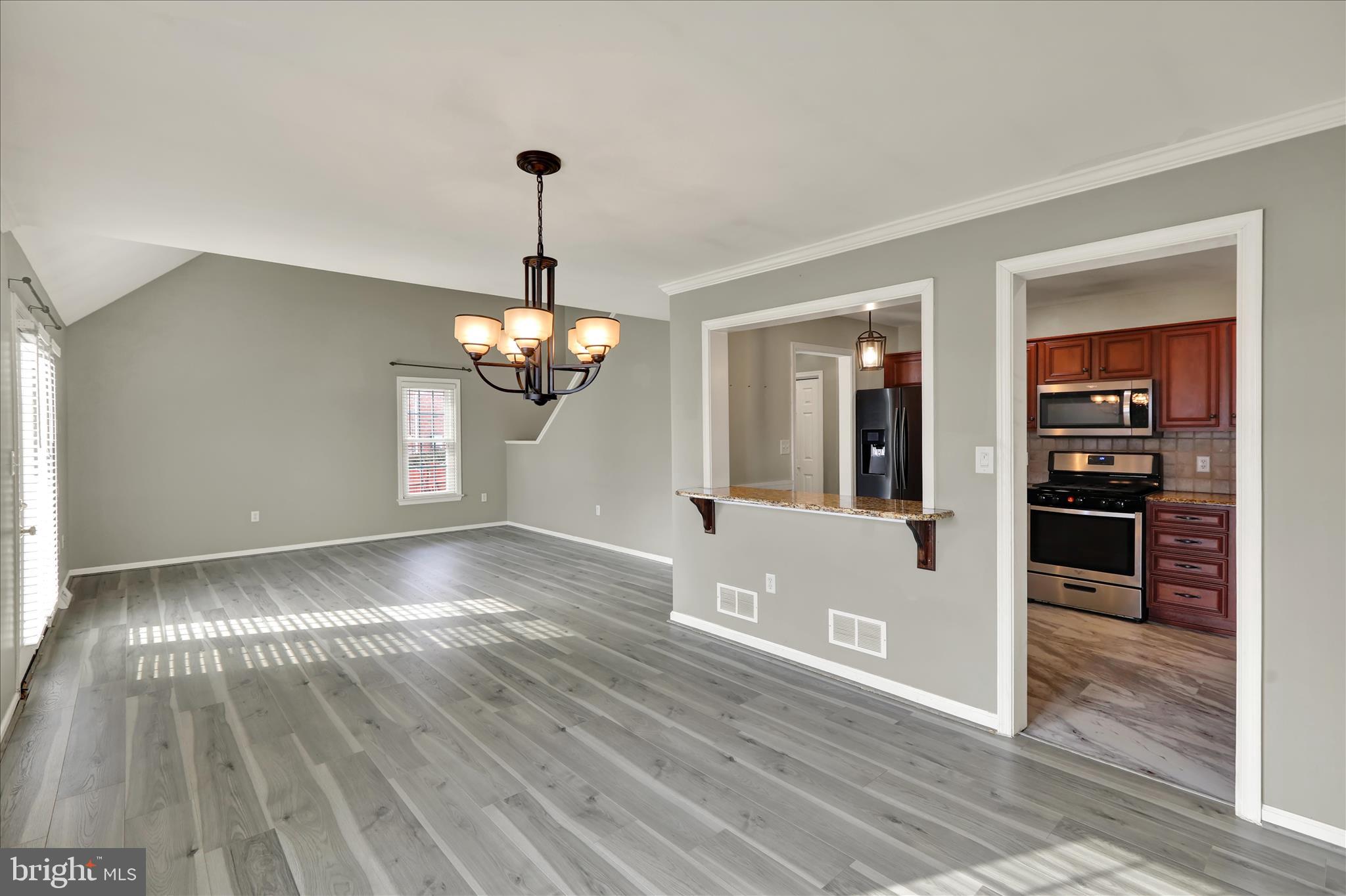 SUMMIT HILLS - Residential