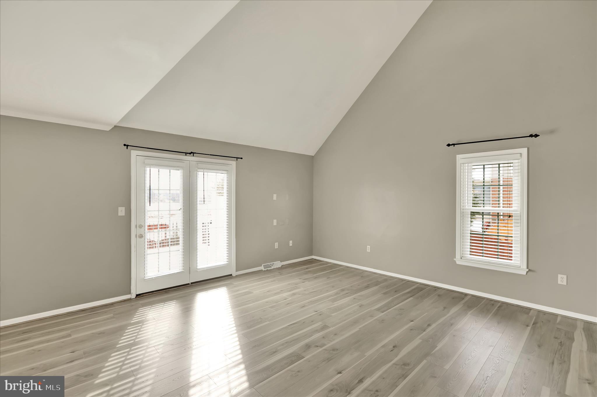 SUMMIT HILLS - Residential