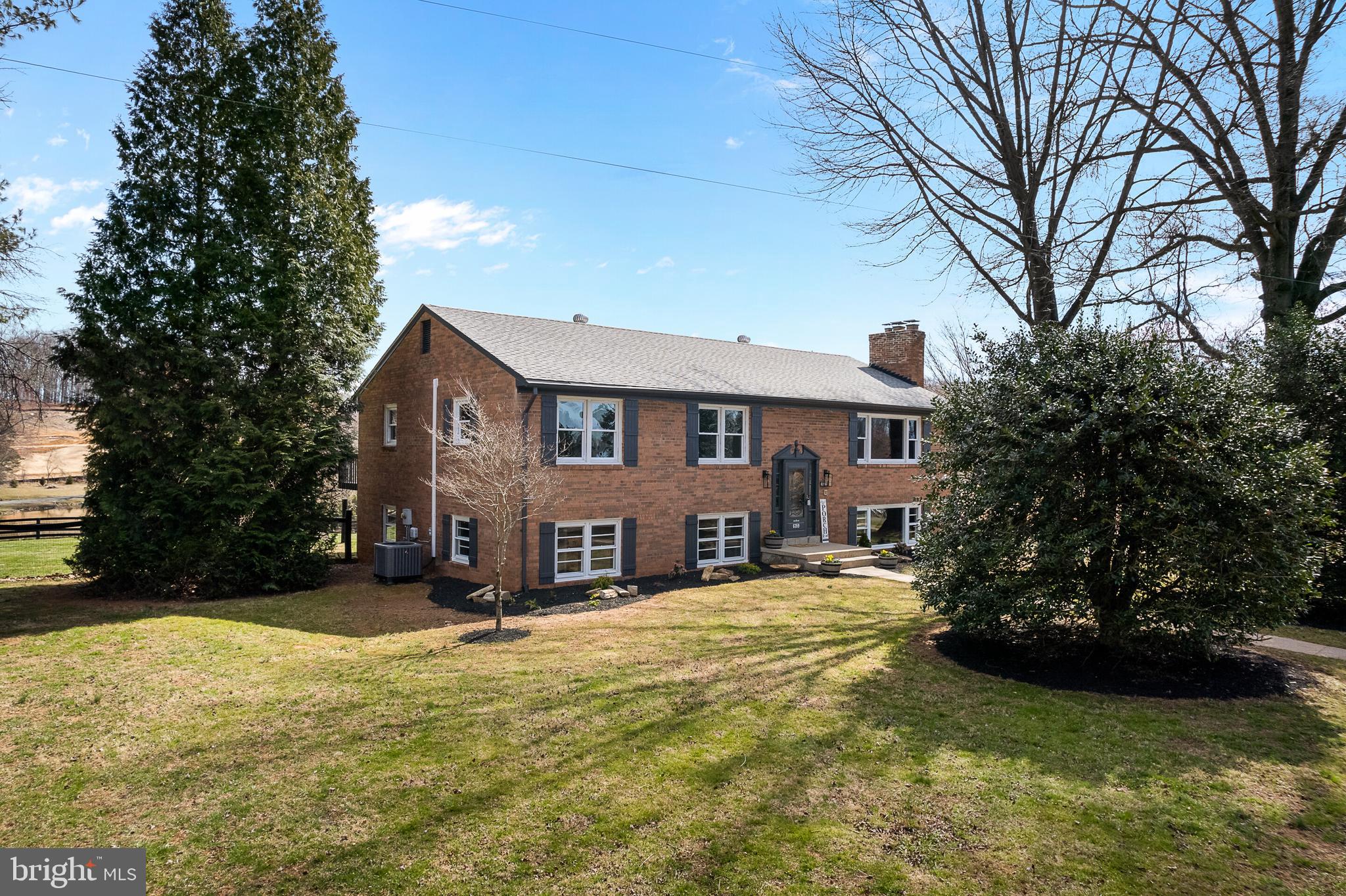 WENDY'S MEADOW - Residential