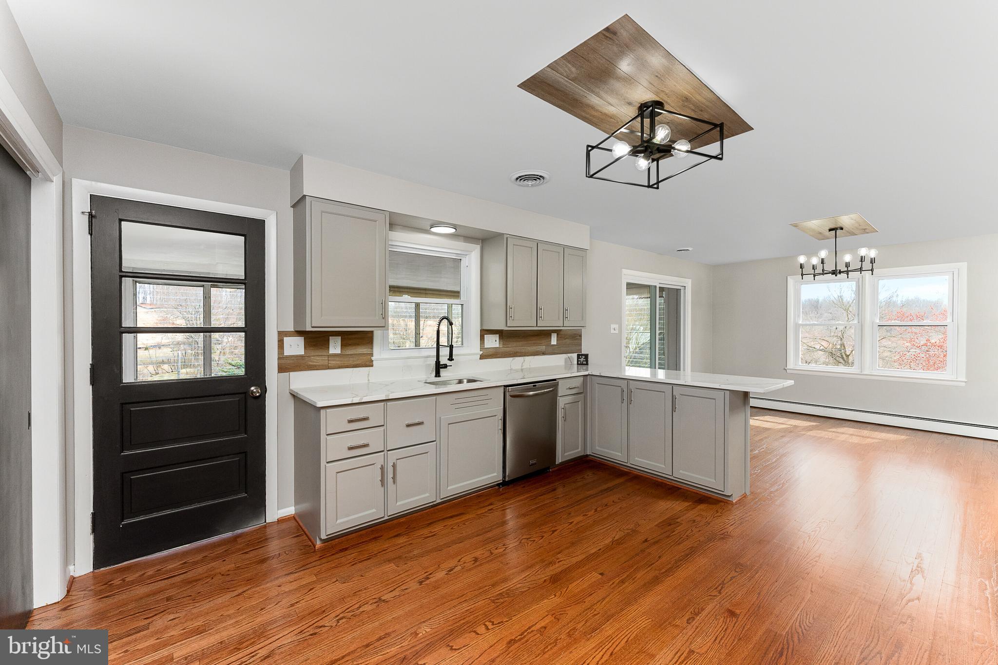 WENDY'S MEADOW - Residential