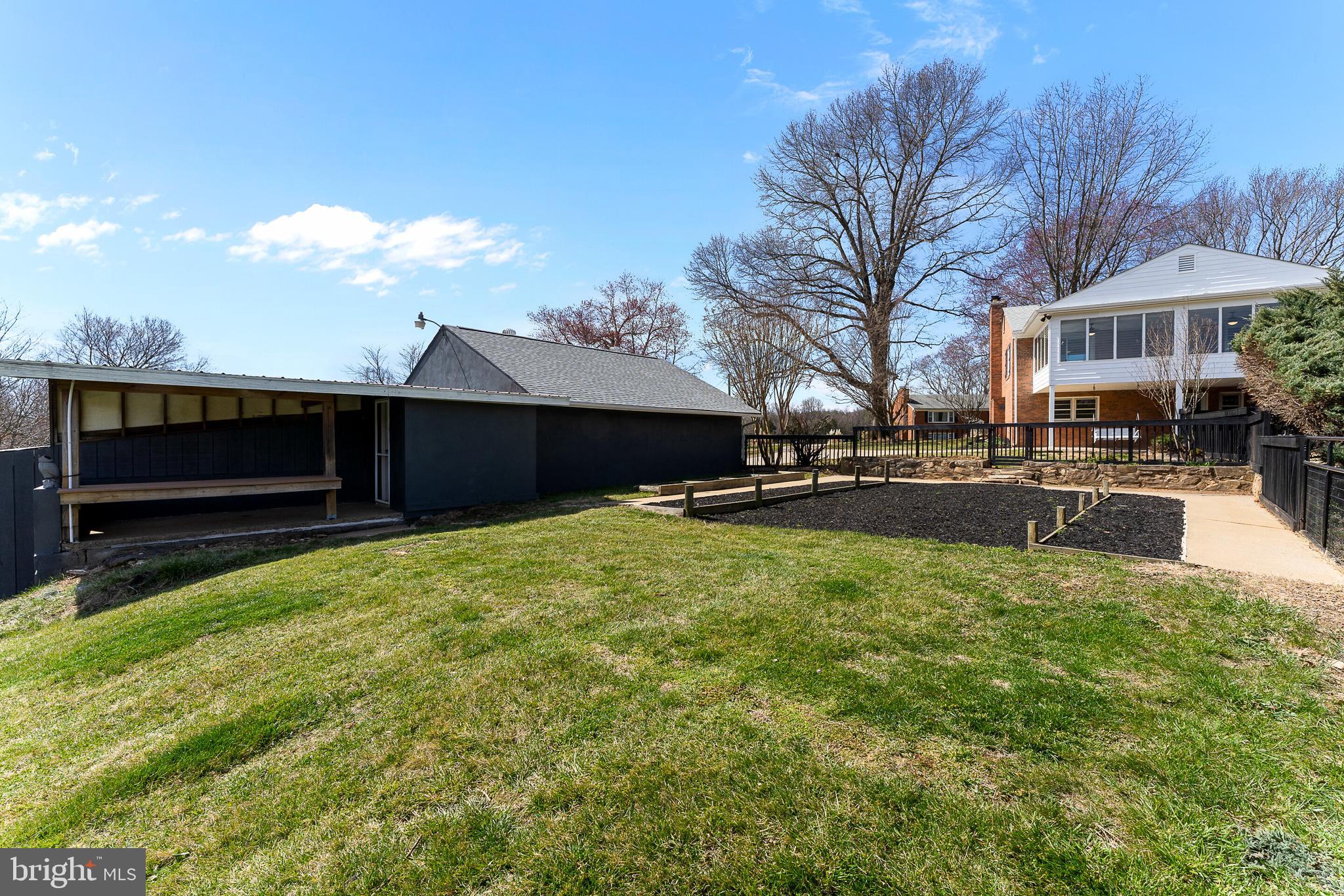 WENDY'S MEADOW - Residential