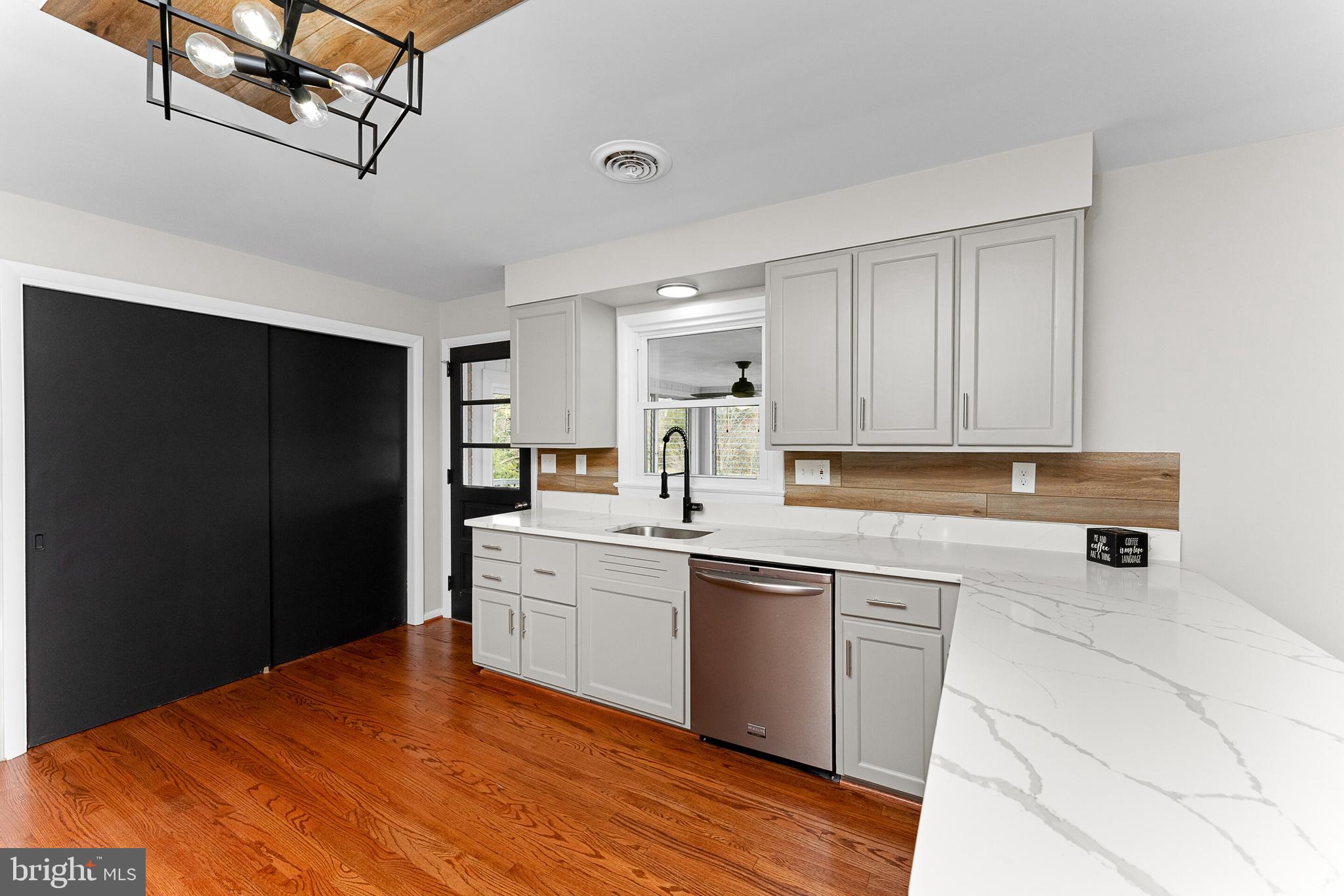 WENDY'S MEADOW - Residential