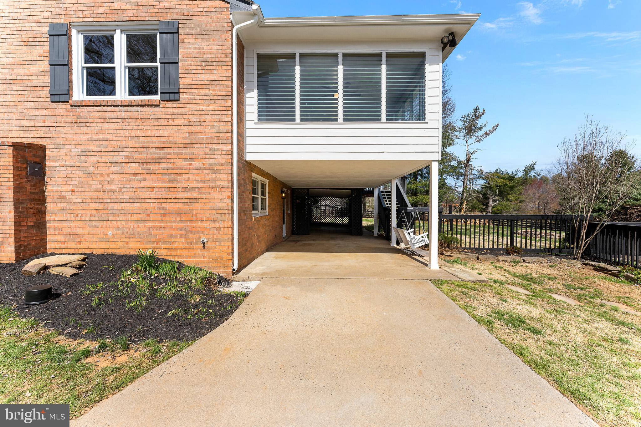 WENDY'S MEADOW - Residential