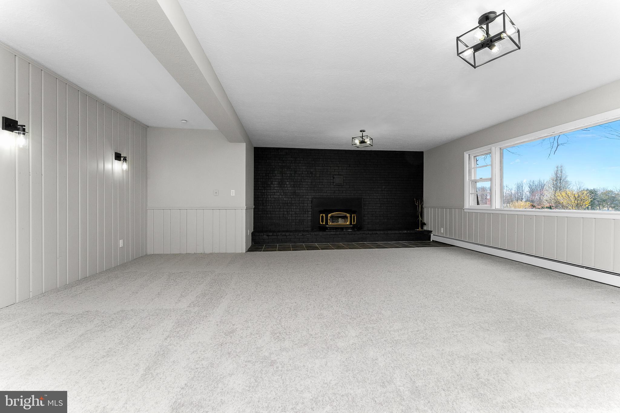 WENDY'S MEADOW - Residential