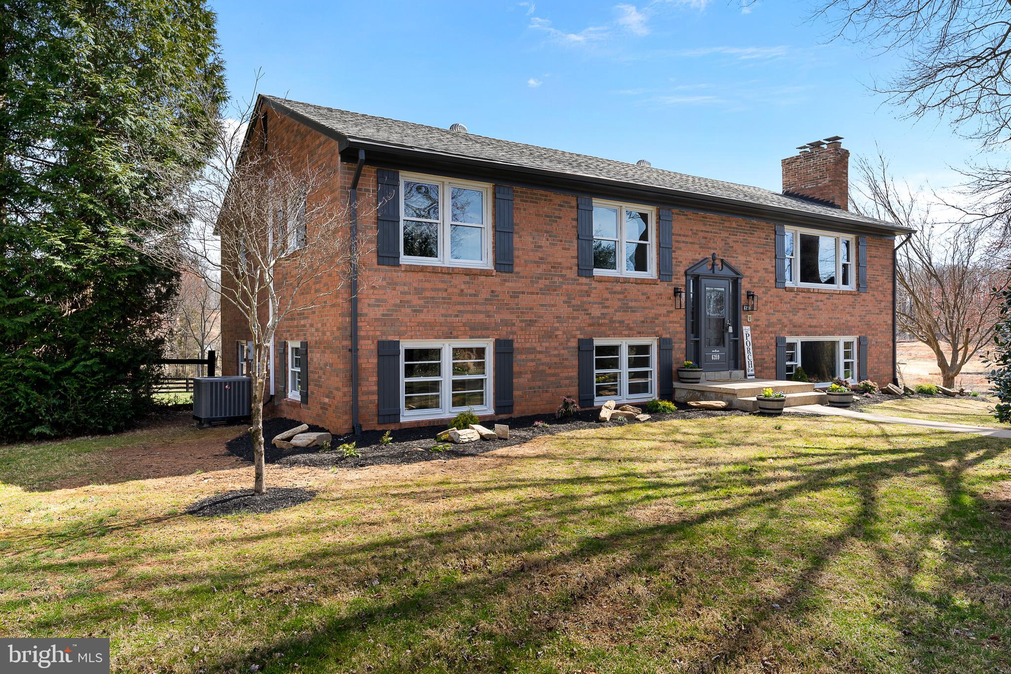 WENDY'S MEADOW - Residential