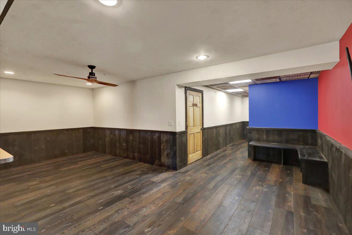 MAYAPPLE WOODS - Residential