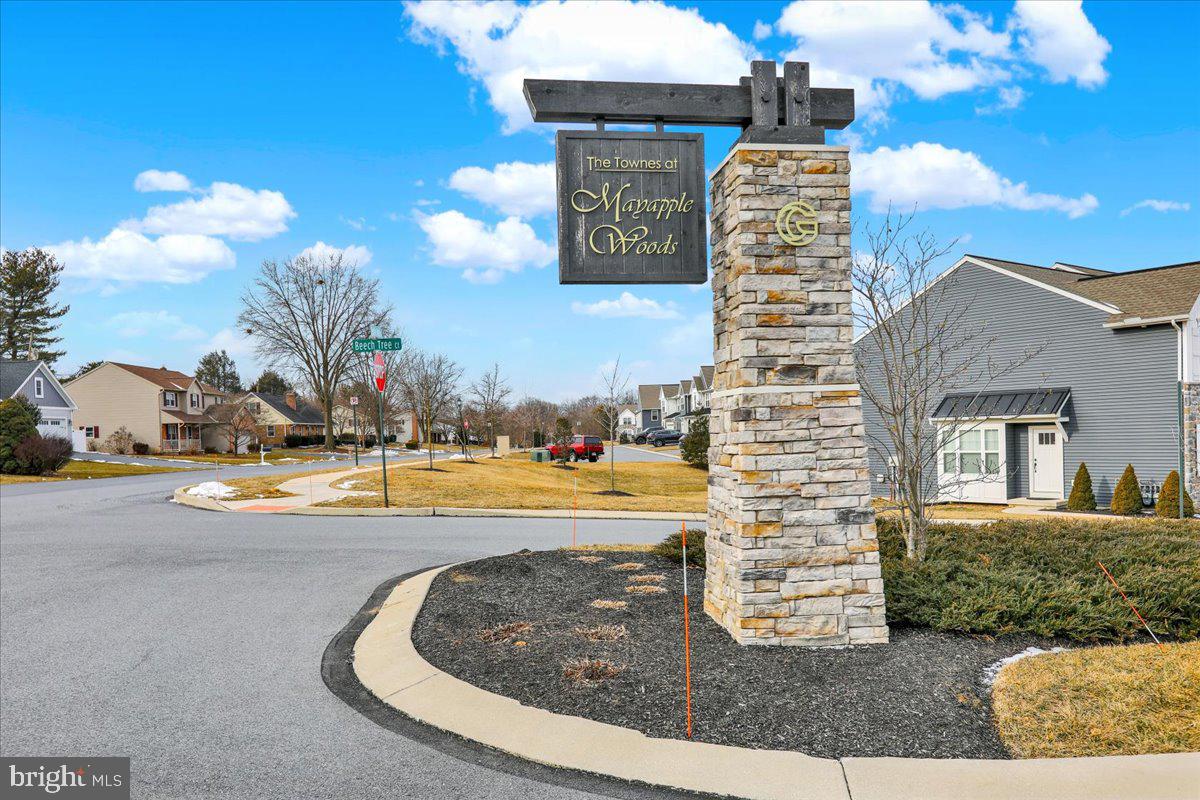 MAYAPPLE WOODS - Residential