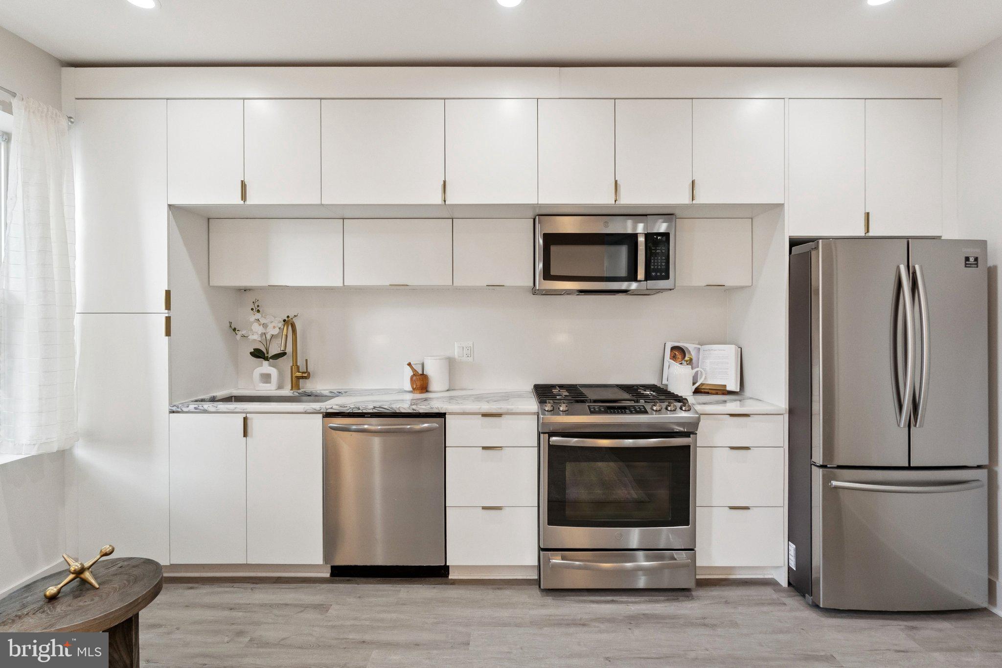 839 KENNEDY STREET NW 105