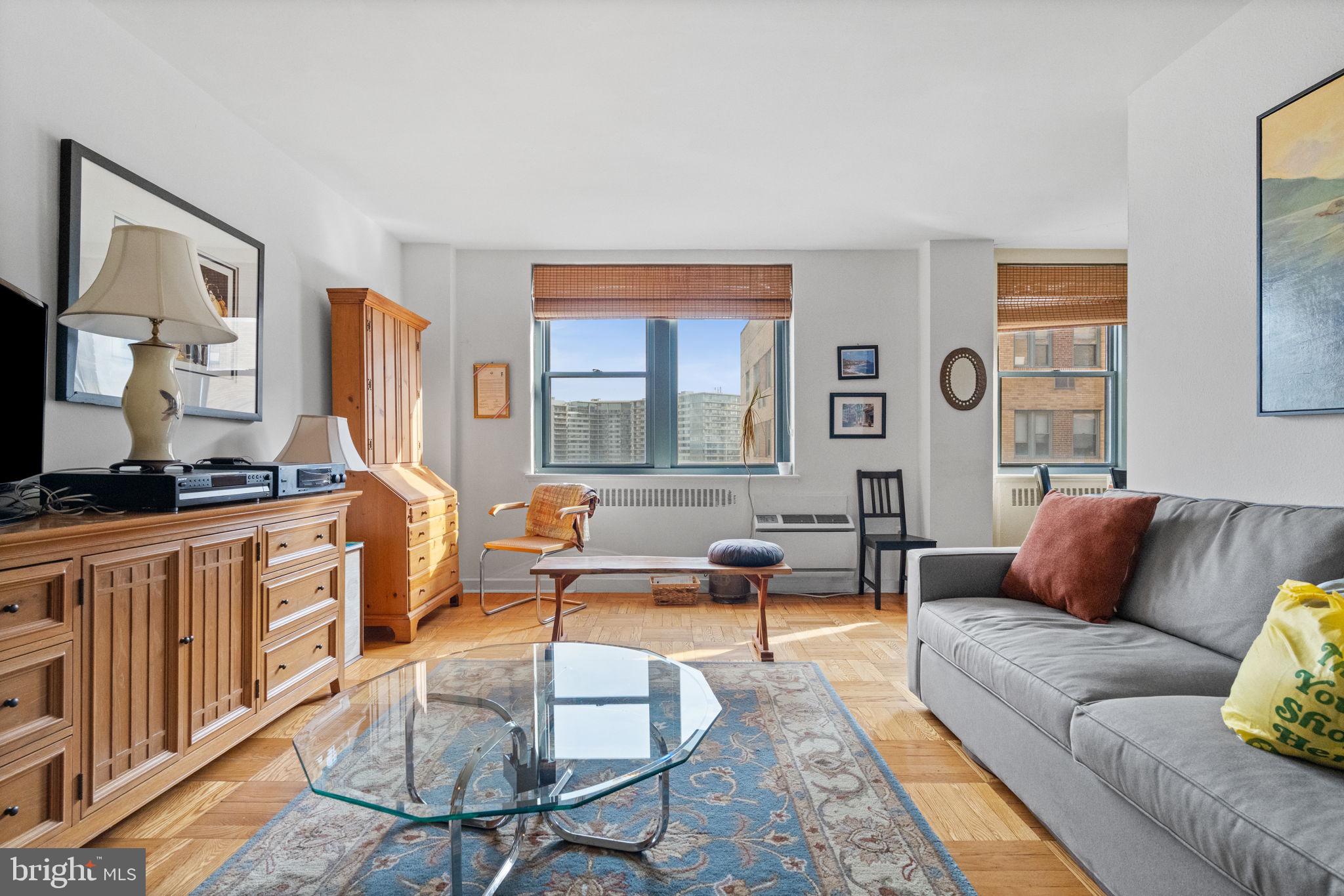 ART MUSEUM AREA - Residential