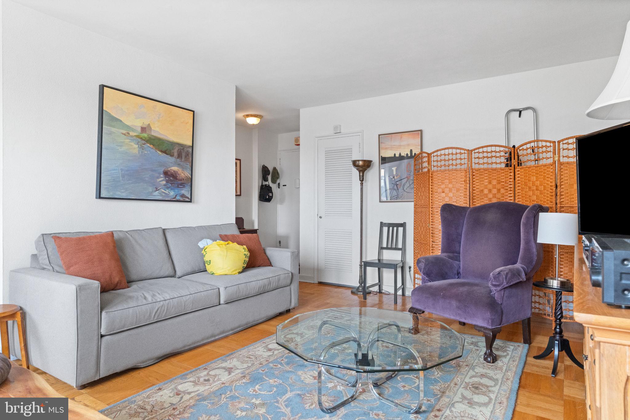 ART MUSEUM AREA - Residential