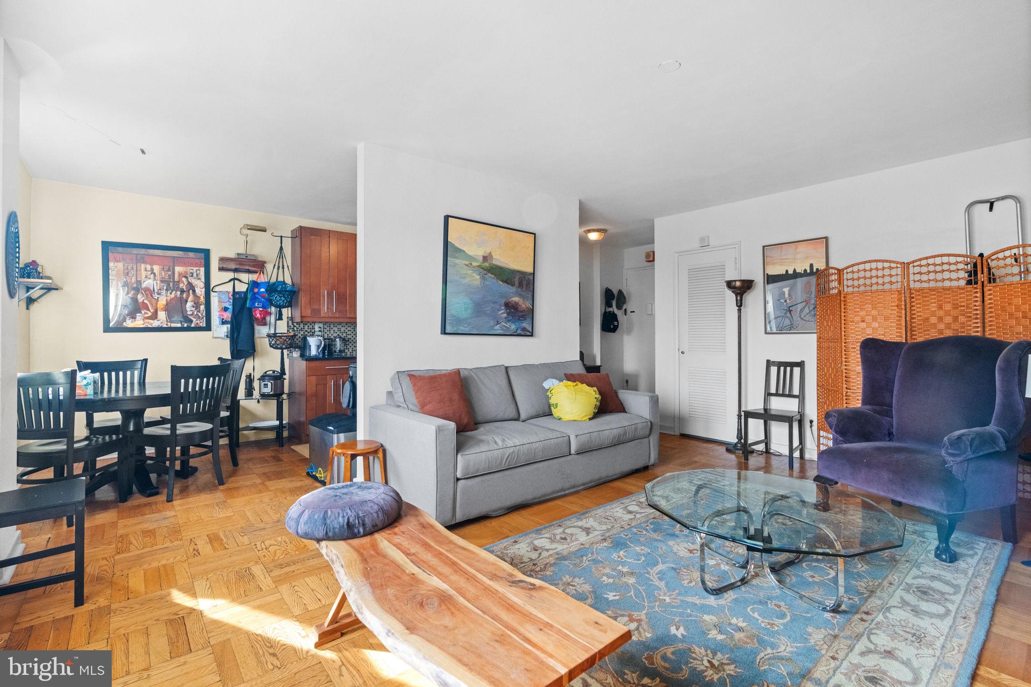 ART MUSEUM AREA - Residential