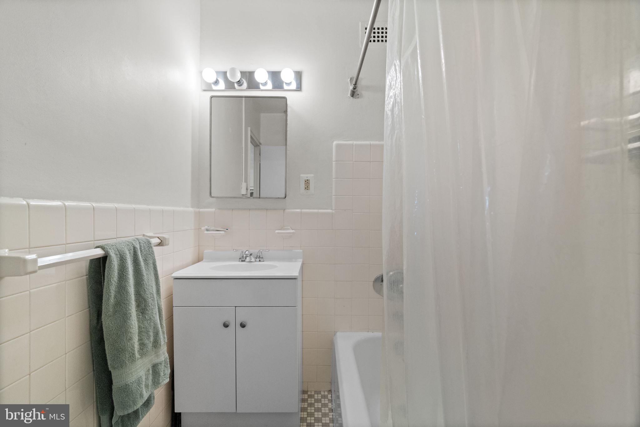 ART MUSEUM AREA - Residential