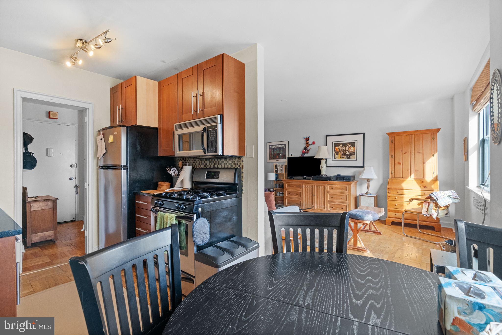 ART MUSEUM AREA - Residential