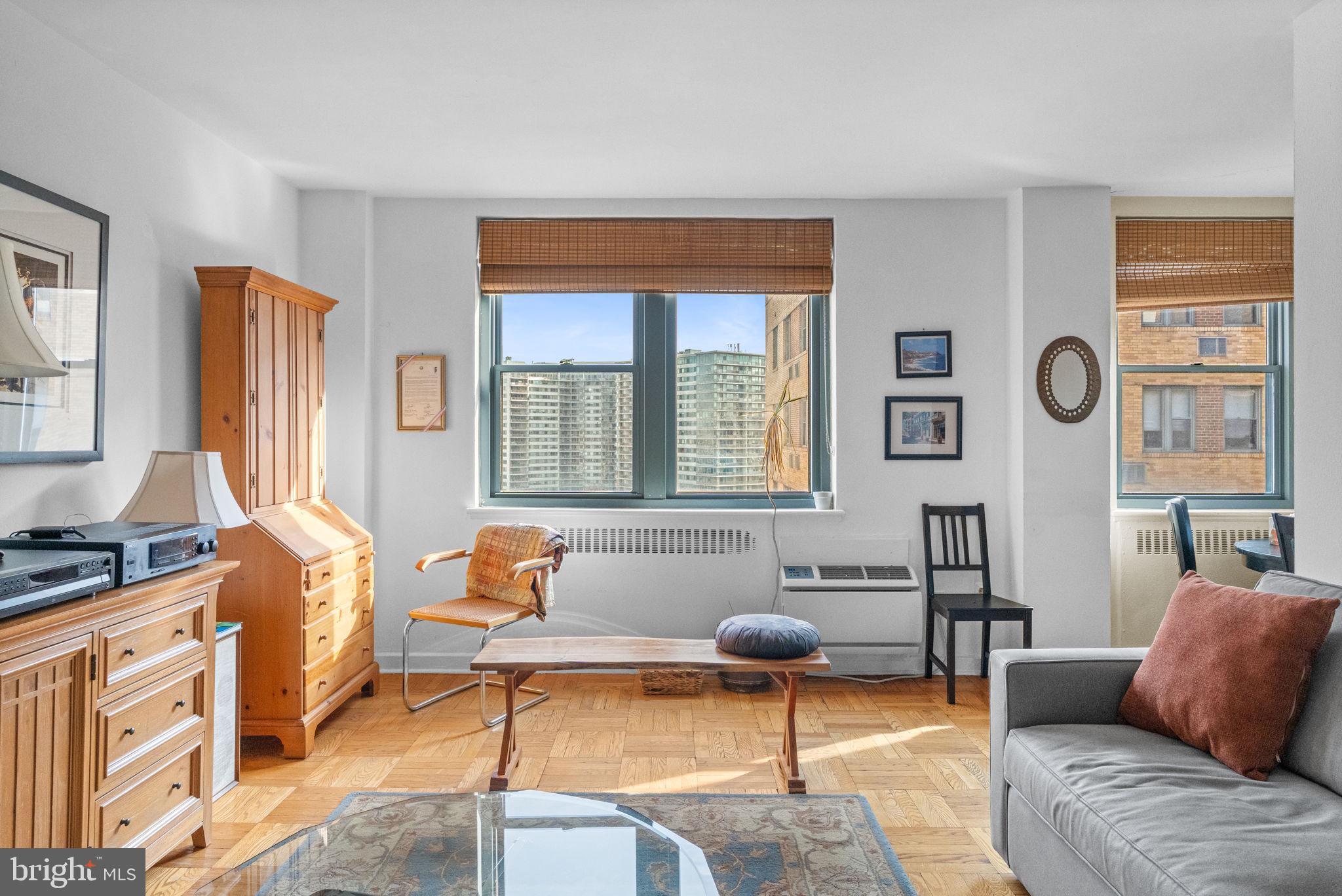 ART MUSEUM AREA - Residential