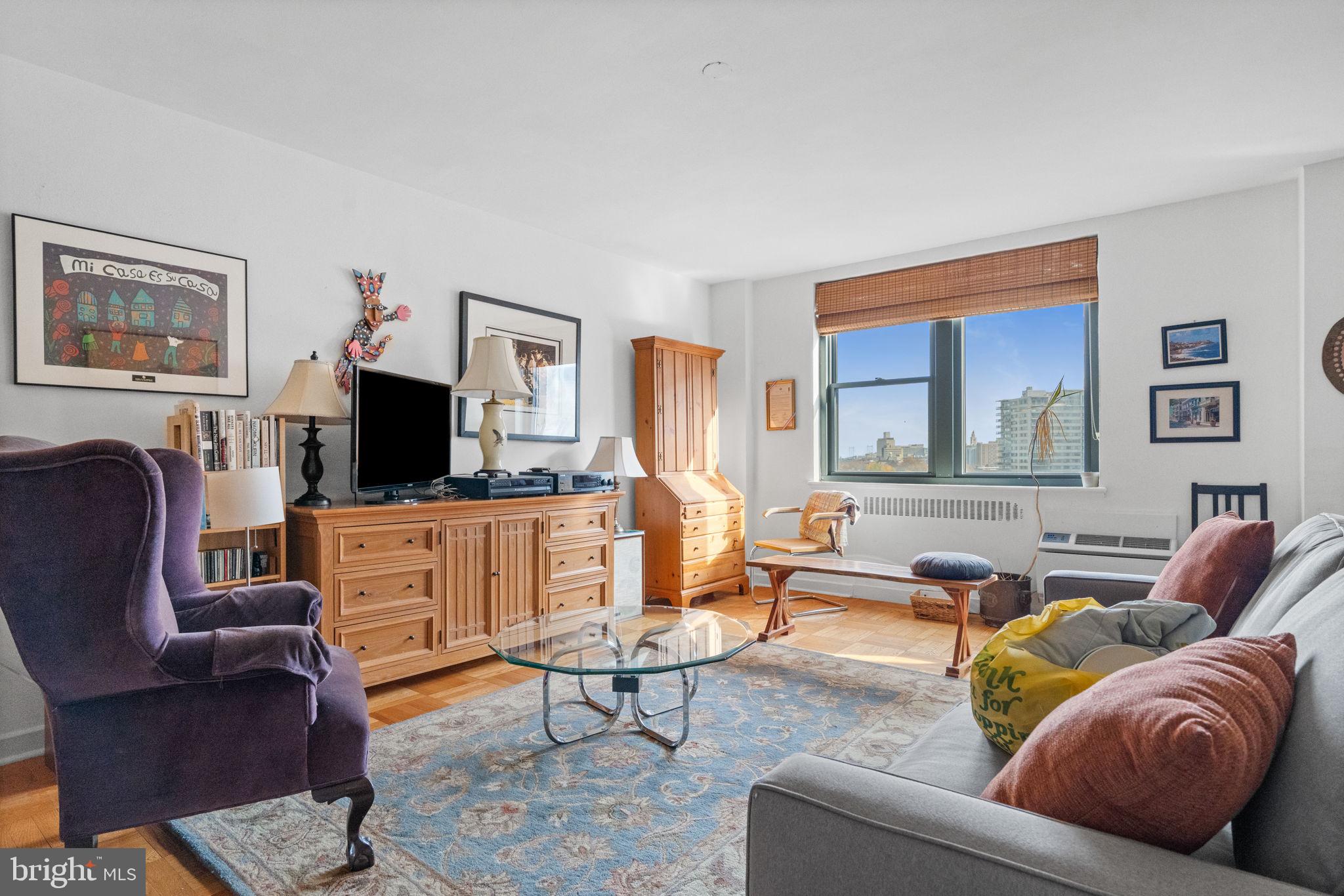 ART MUSEUM AREA - Residential