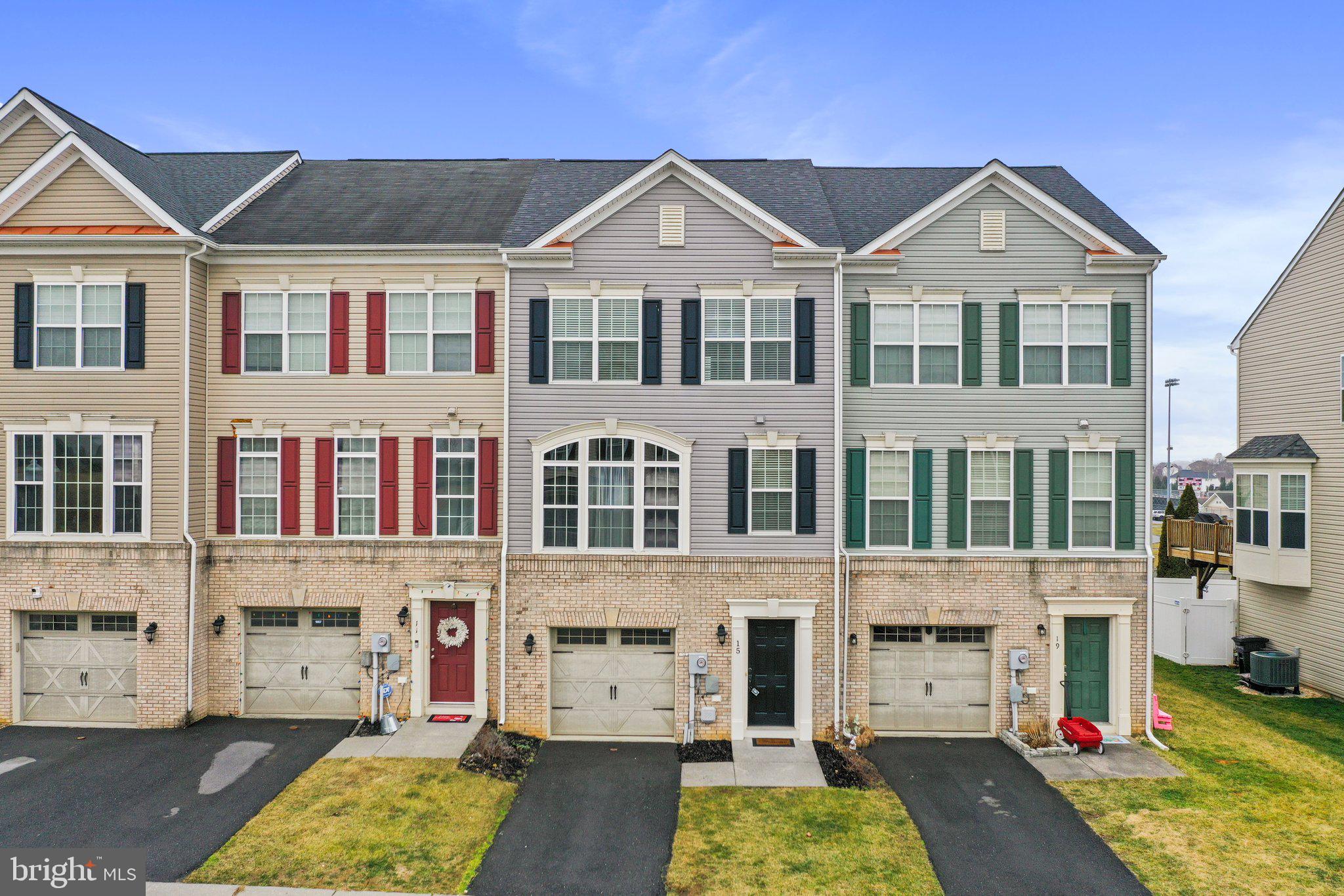 HUNTFIELD - Residential