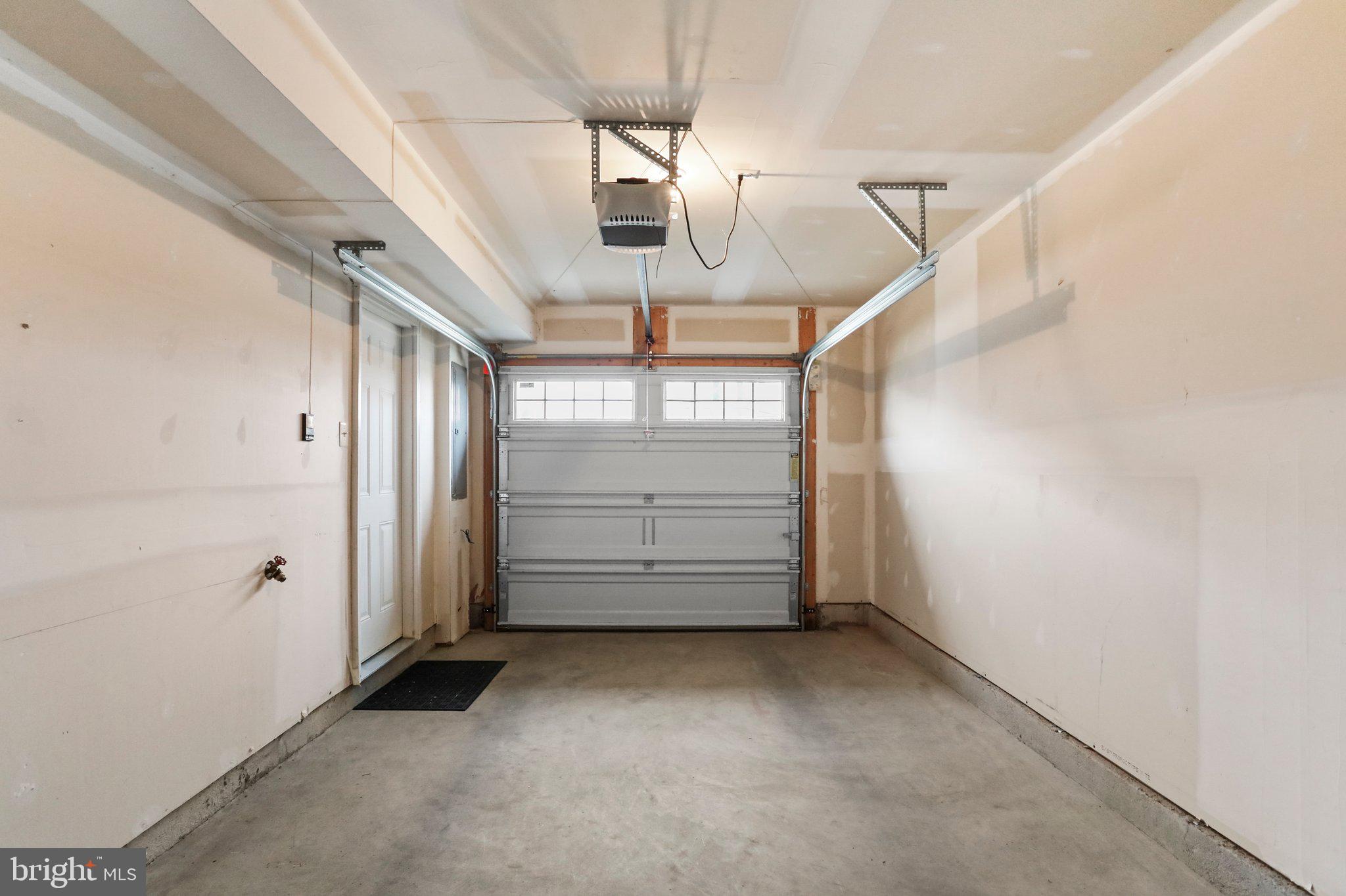 HUNTFIELD - Residential