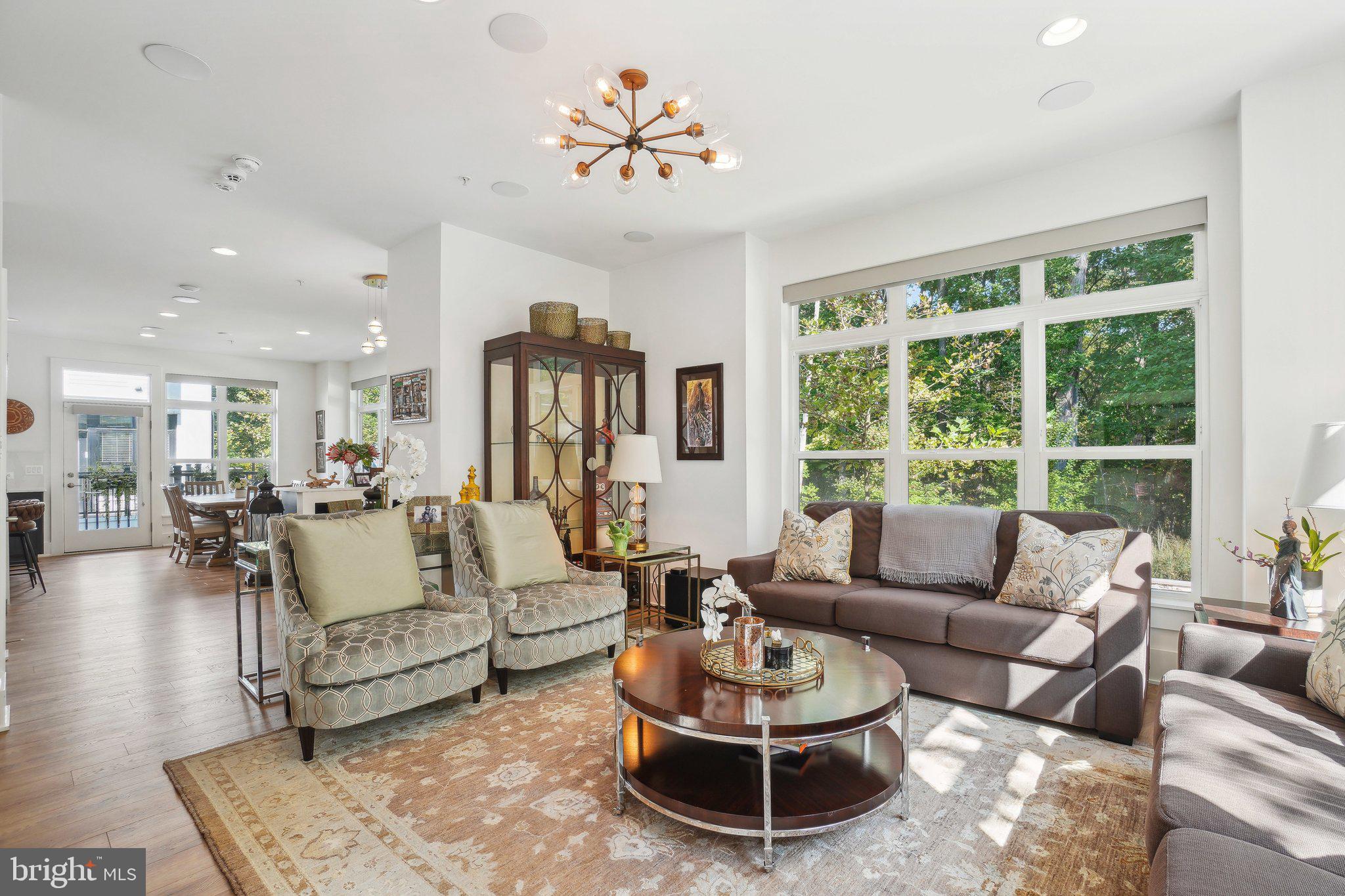 PT ROCKVILLE OUT RES 3 - Residential