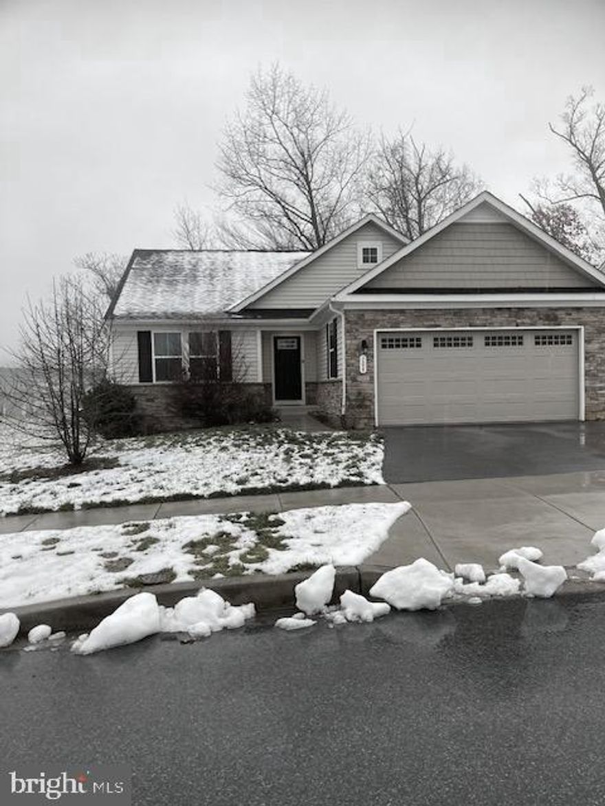 This one is close to shopping and interstate in a country setting.  Like new one level living on a full unfinished basement.  3 bedrooms and 2 full baths with a split bedroom design for privacy.  Great open floor plan perfect for entertaining.  Wonderful kitchen with a large island and tons of counter space.  Large dining area open to the kitchen and living area.  Fantastic primary bedroom with a huge walk-in closet and spacious primary bath.  House backs to trees for privacy.  Large unfinished basement for storage.
Pets on a case by case with deposit.  Renters insurance required.  Application fee of $55.00 for each adult.  Application online Pets accepted on a case by case basis with an additional per month fee. Rent is $2,100 (without pet), security deposit $2,100.