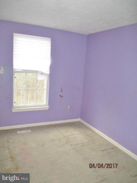 CONSTANT FRIENDSHIP - Residential