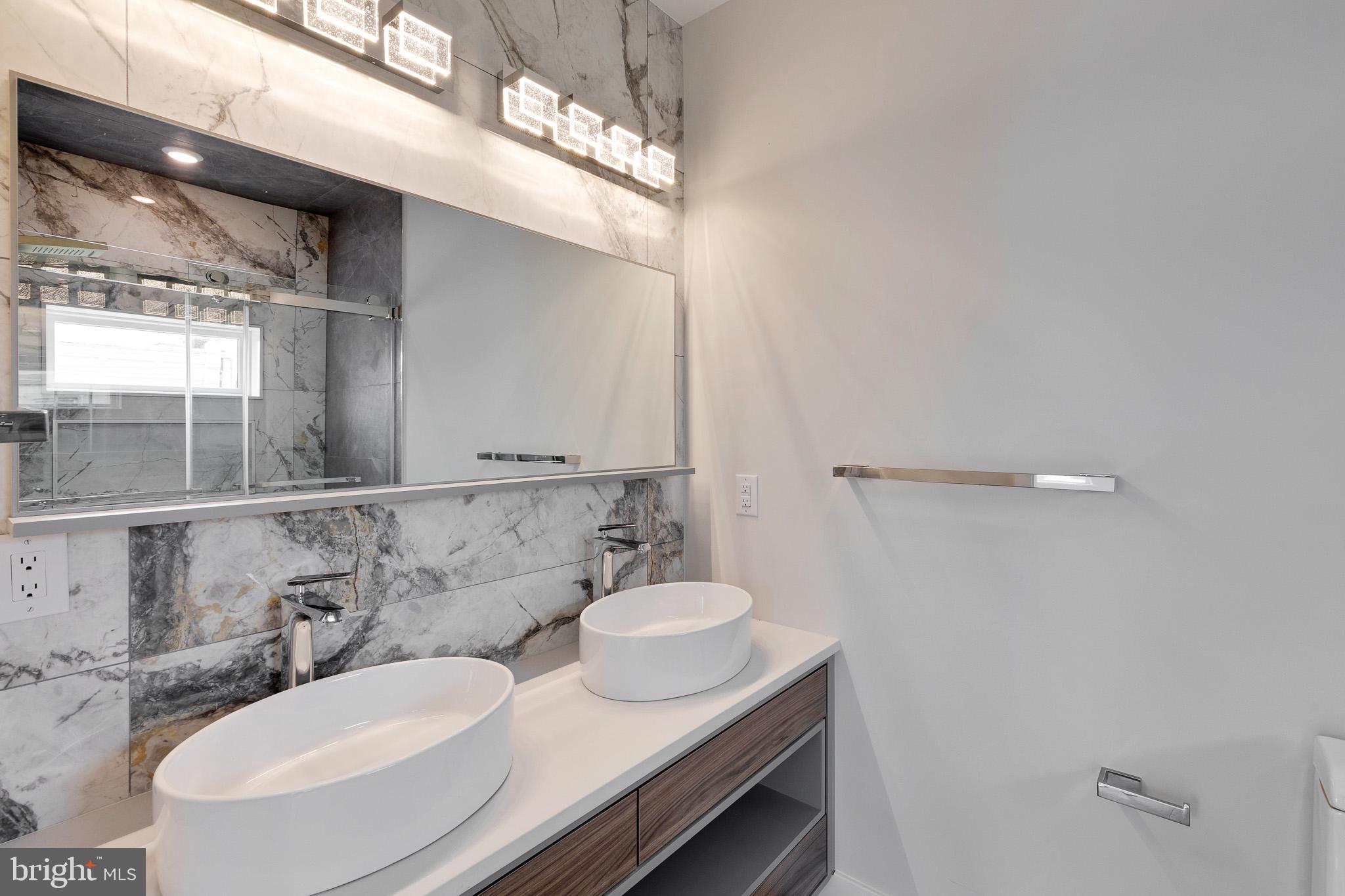 POINT BREEZE - Residential Lease