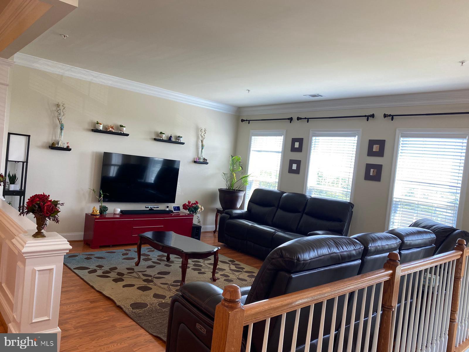 TOWNES AT GOOSE CREEK VILLAGE - Residential Lease