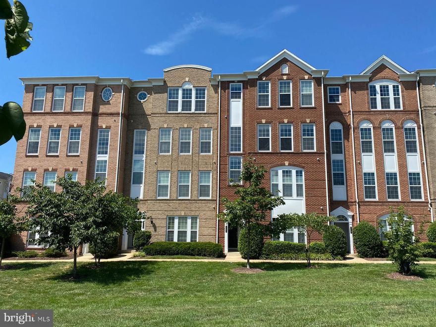 Perfectly Upgraded, 2,300+ SqFt, 3 Bed, 2.5 Bath, Garage Townhouse in the sought after Townes At Goose Creek Village community. Home features Hardwood floors & Carpet, Tile Backsplash, Custom Master Walk-In Closet, Smart Appliances, and Built-In Wine Chiller. Wide Open floor plan, perfect for entertaining.  Custom Upgrades include: Ceiling Fans, Wood Floors , Back Splash , Custom Built in Master Closet , Samsung Dark Stainless Steel Smart Fridge w/Large Screen Display & WiFi , Kitchen Faucet and Microwave 2016.  Best location in Ashburn, right off Belmont Ridge Rd., minutes away from toll road and future metro station.
 Rent includes Water.