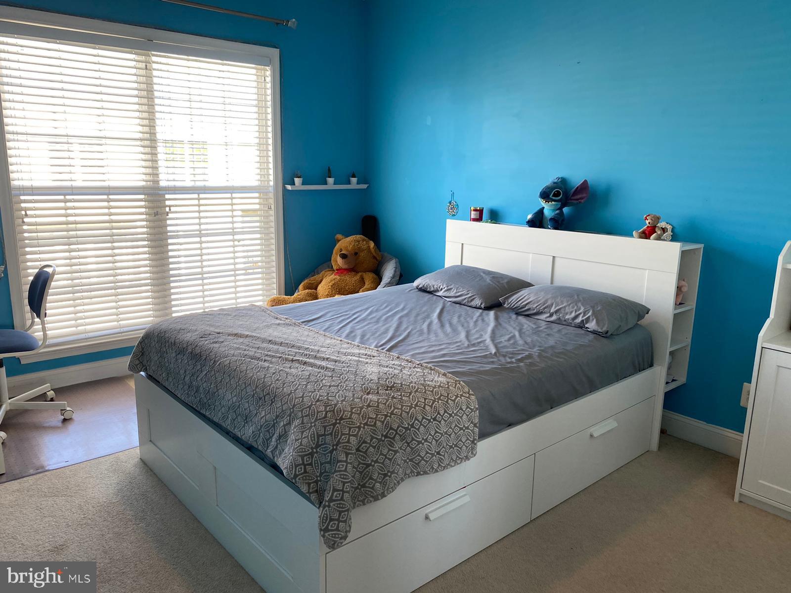 TOWNES AT GOOSE CREEK VILLAGE - Residential Lease