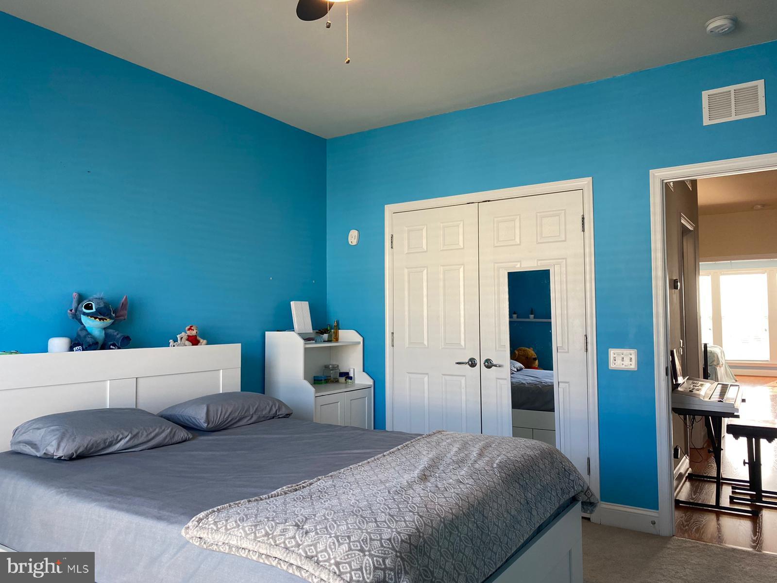 TOWNES AT GOOSE CREEK VILLAGE - Residential Lease