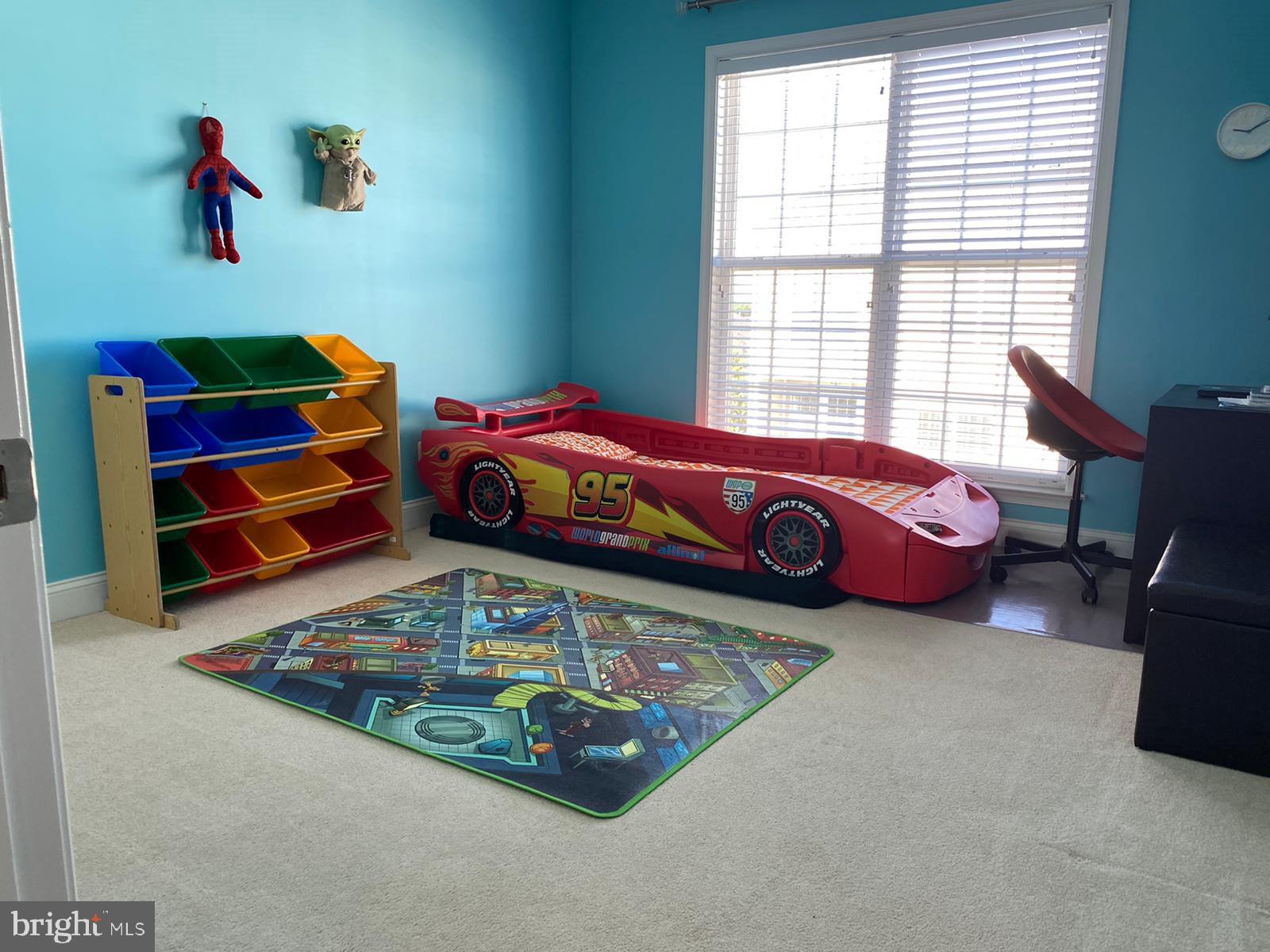 TOWNES AT GOOSE CREEK VILLAGE - Residential Lease