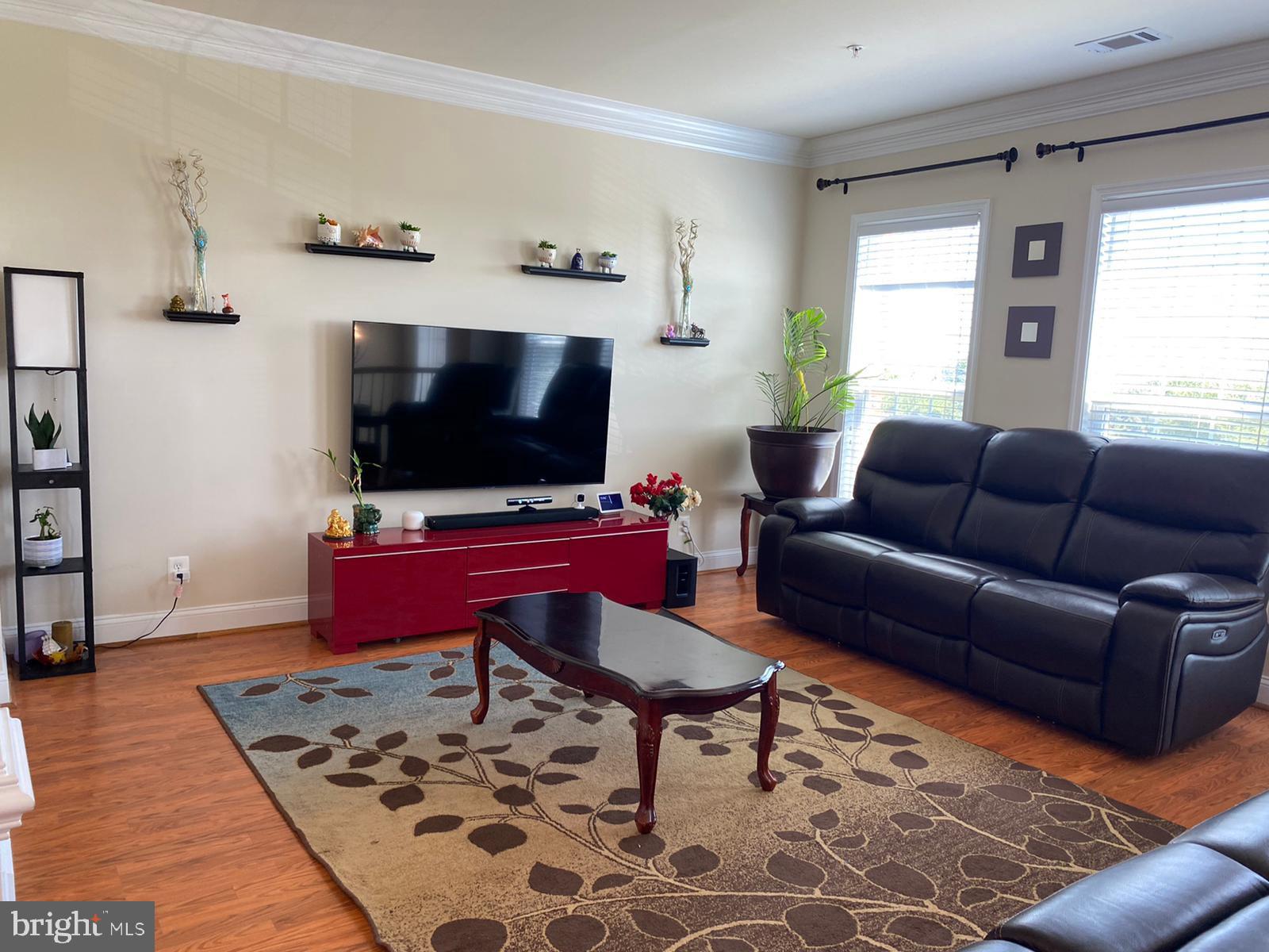 TOWNES AT GOOSE CREEK VILLAGE - Residential Lease