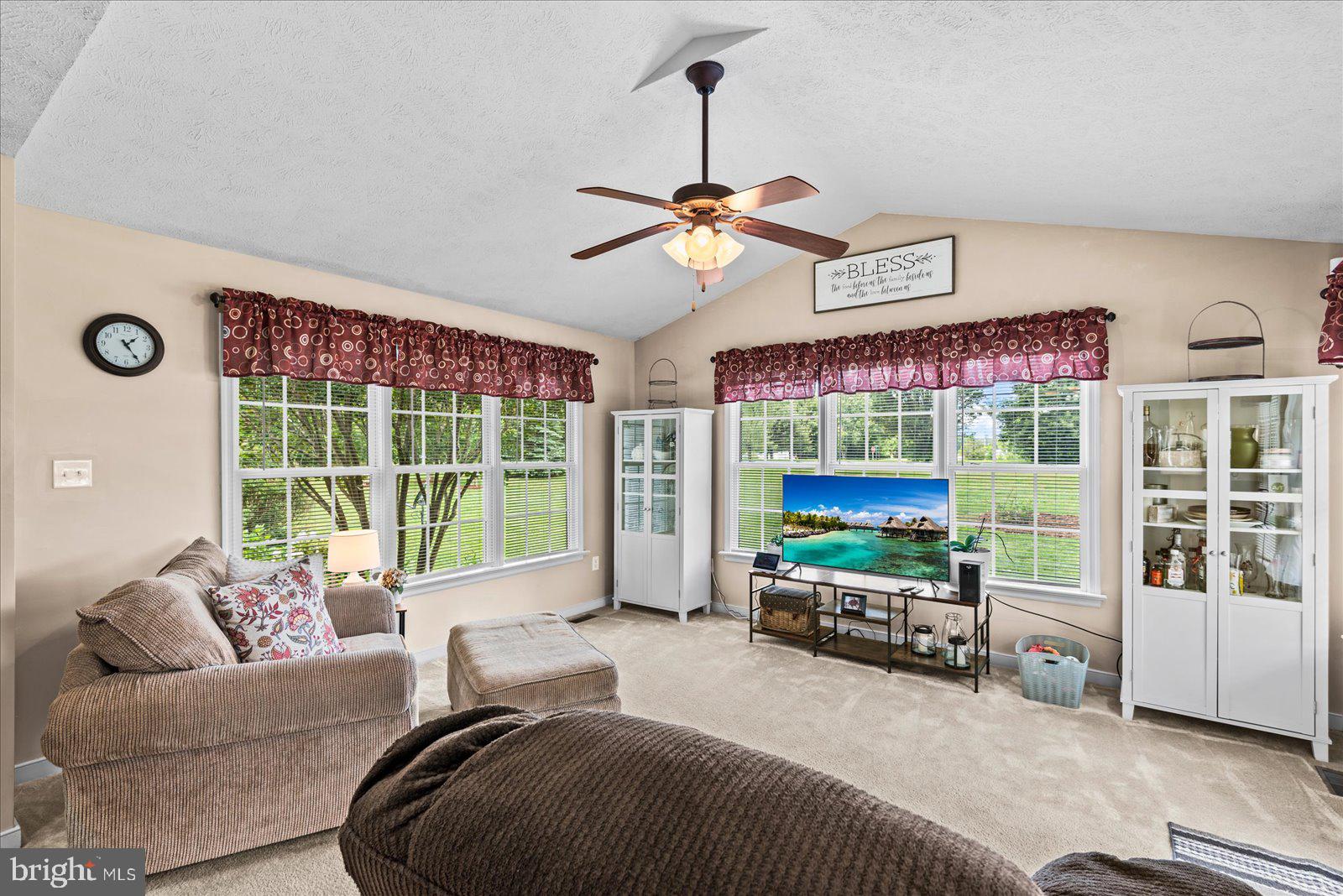 HENLEY FORK - Residential