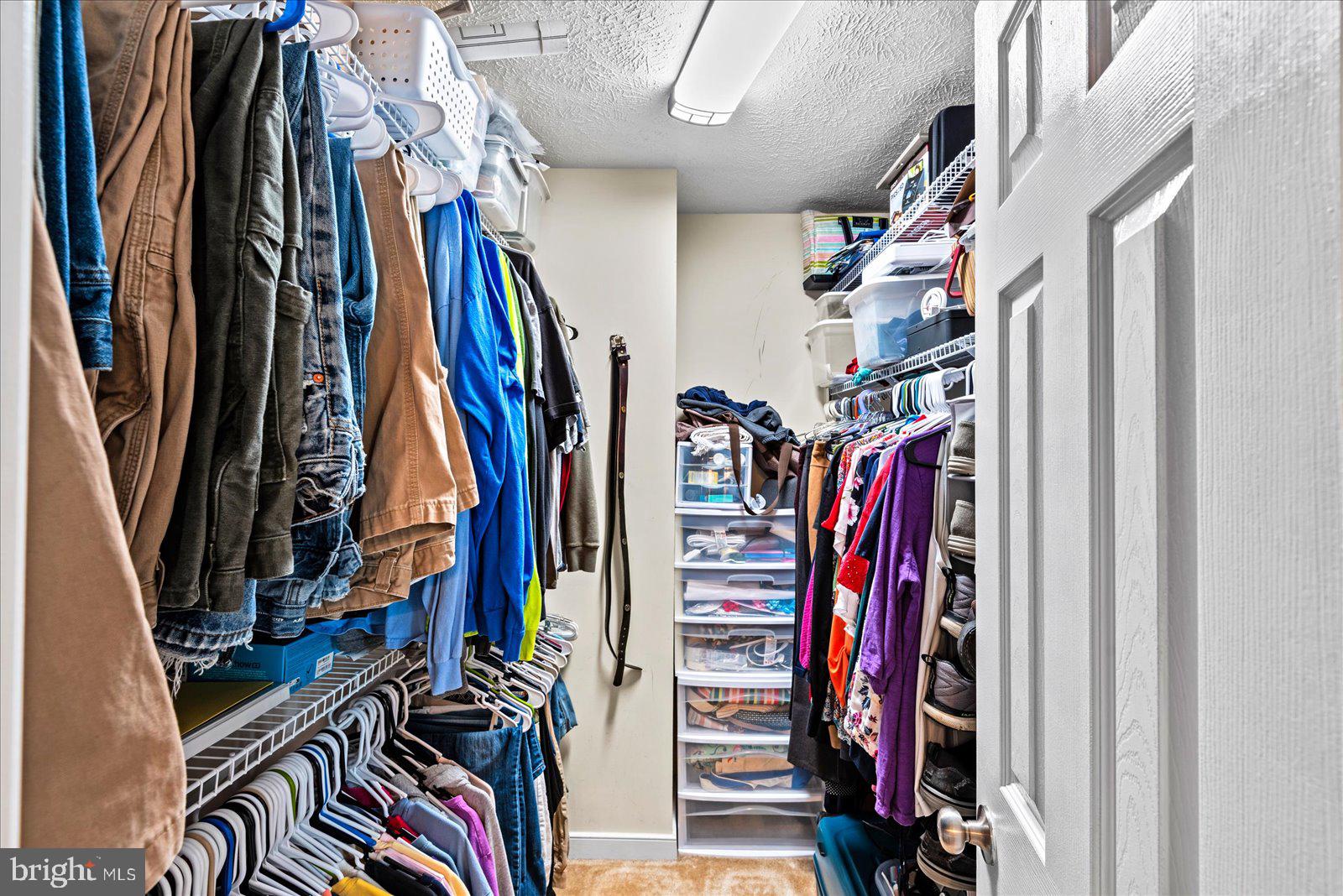 HENLEY FORK - Residential