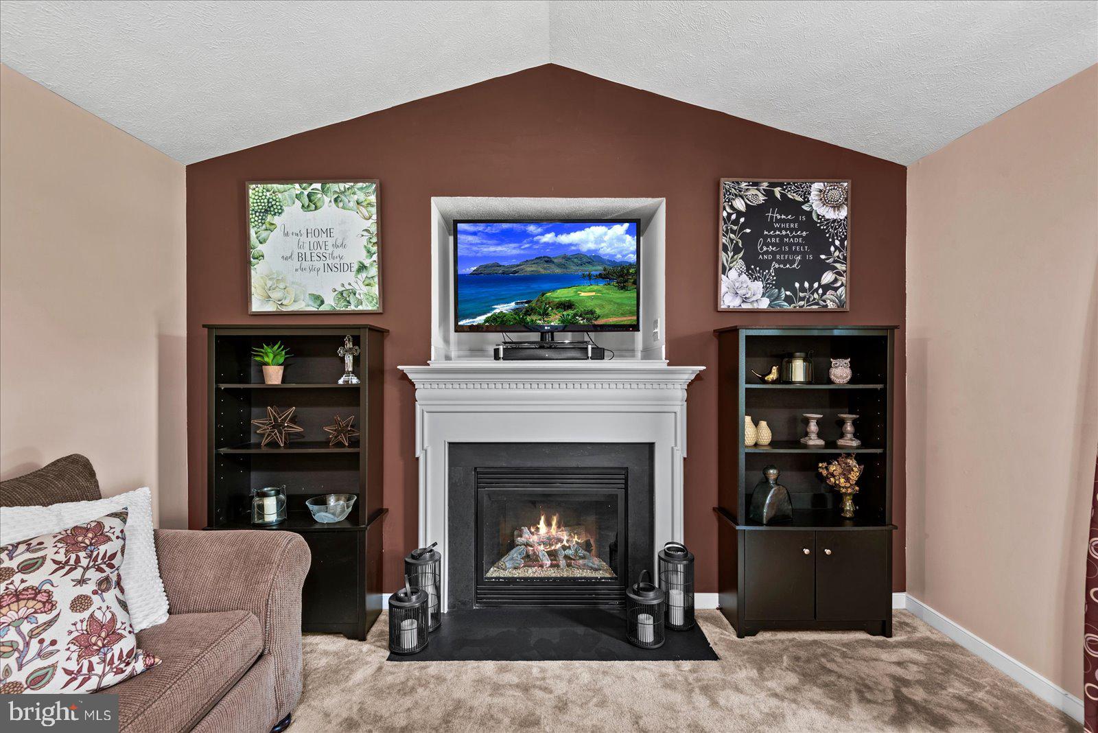 HENLEY FORK - Residential