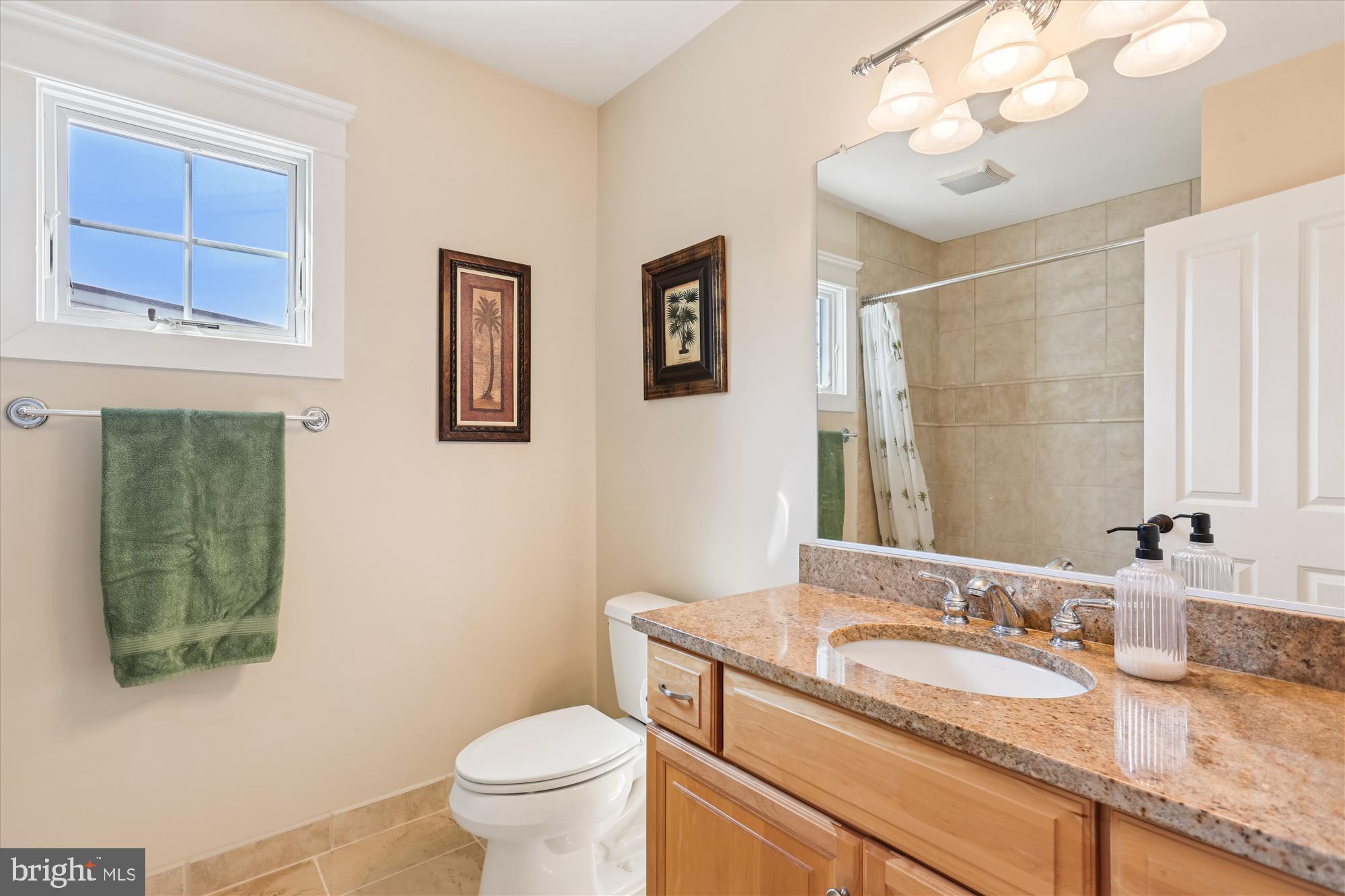 ALTA VISTA - Residential