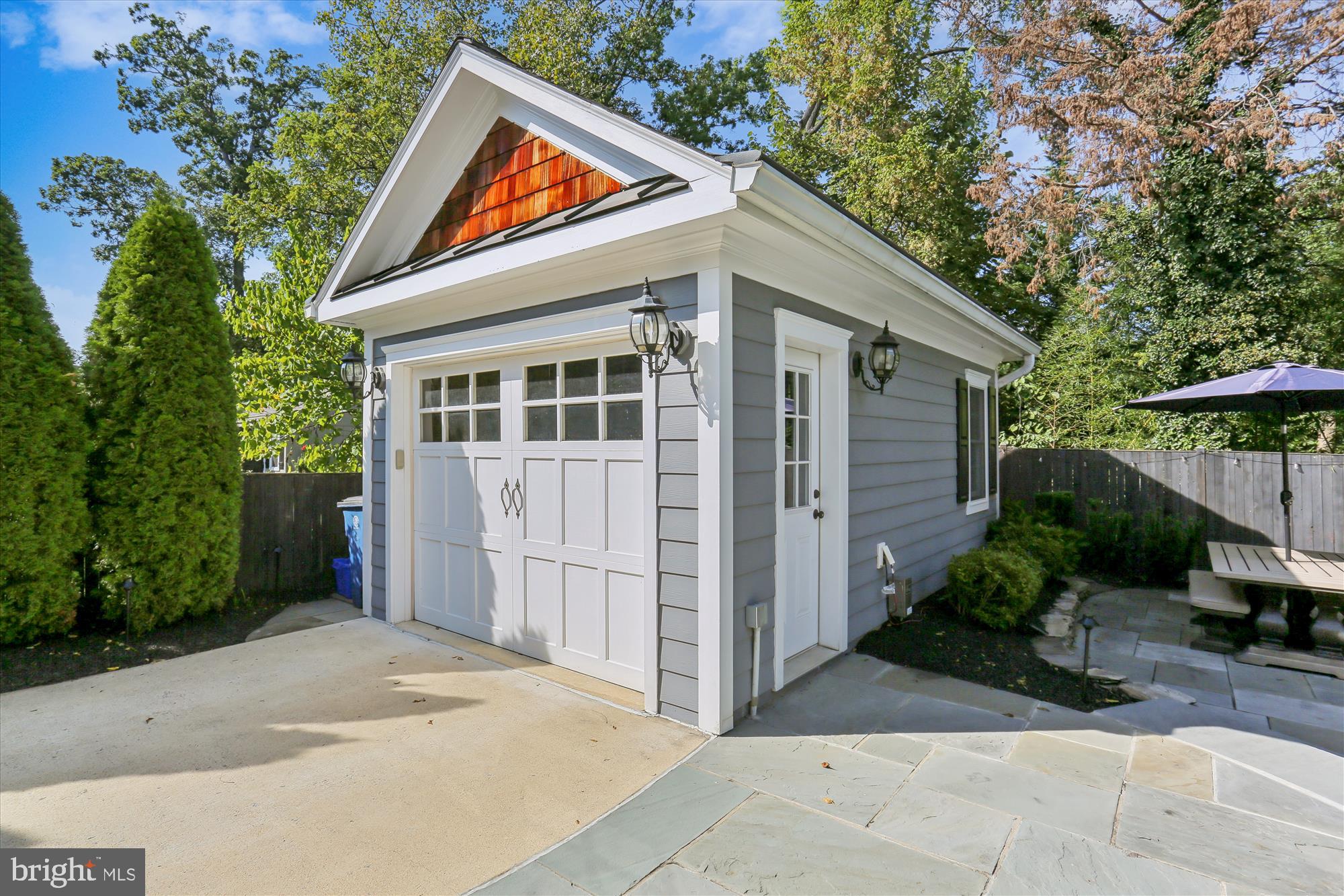 ALTA VISTA - Residential