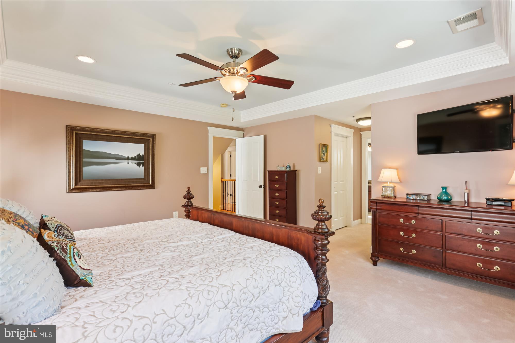 ALTA VISTA - Residential