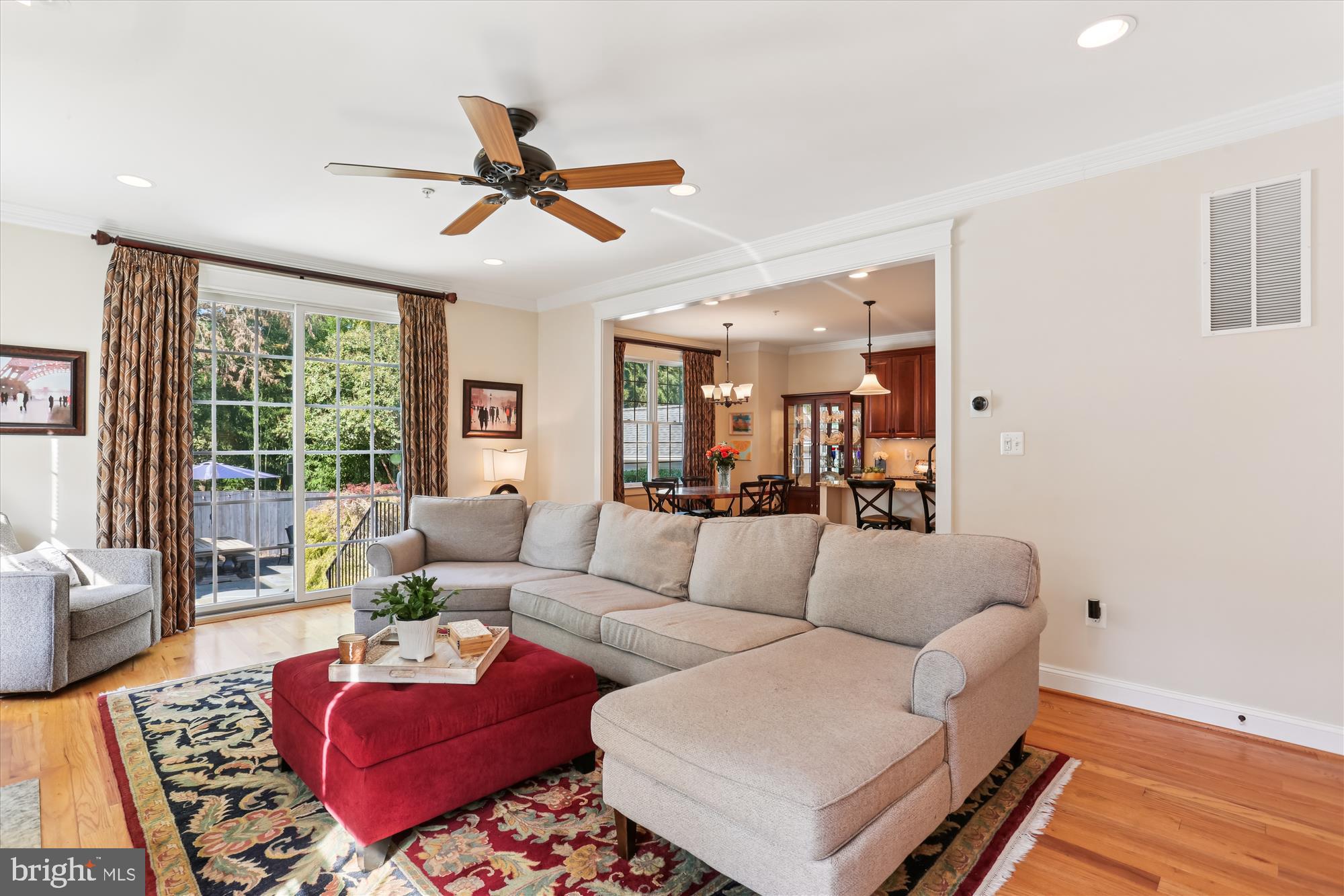 ALTA VISTA - Residential