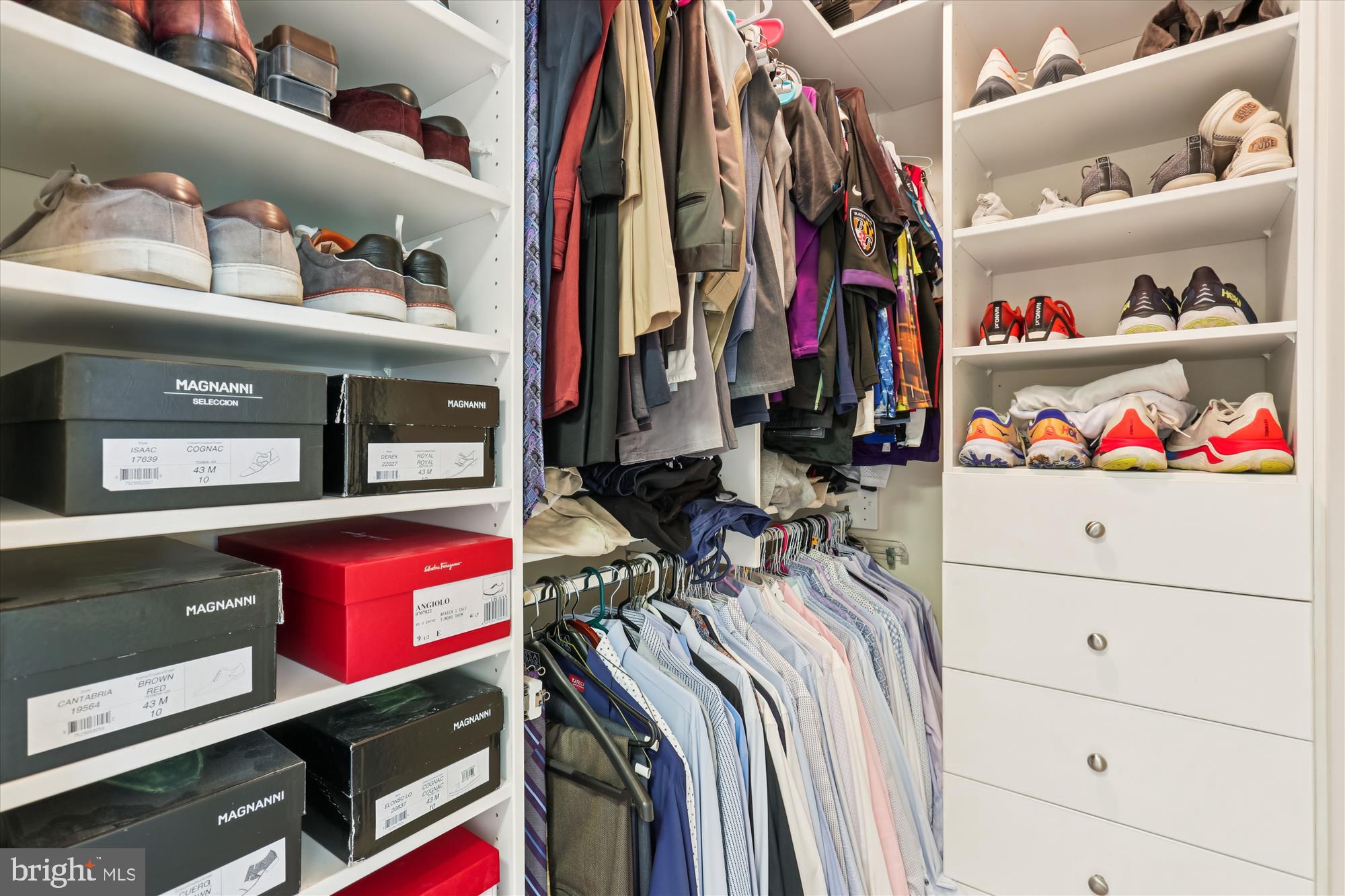 ALTA VISTA - Residential