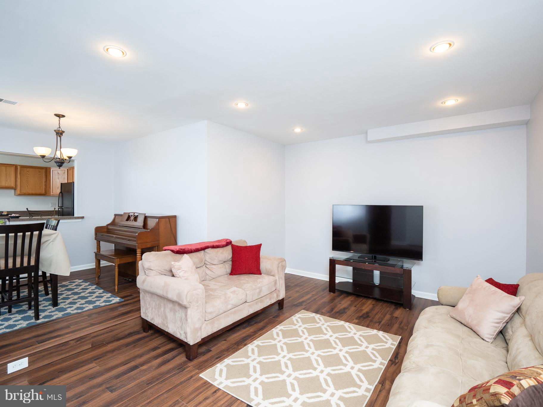 CROFTON MEWS - Residential