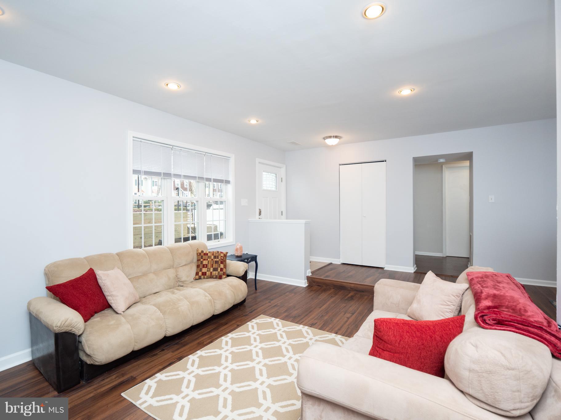 CROFTON MEWS - Residential