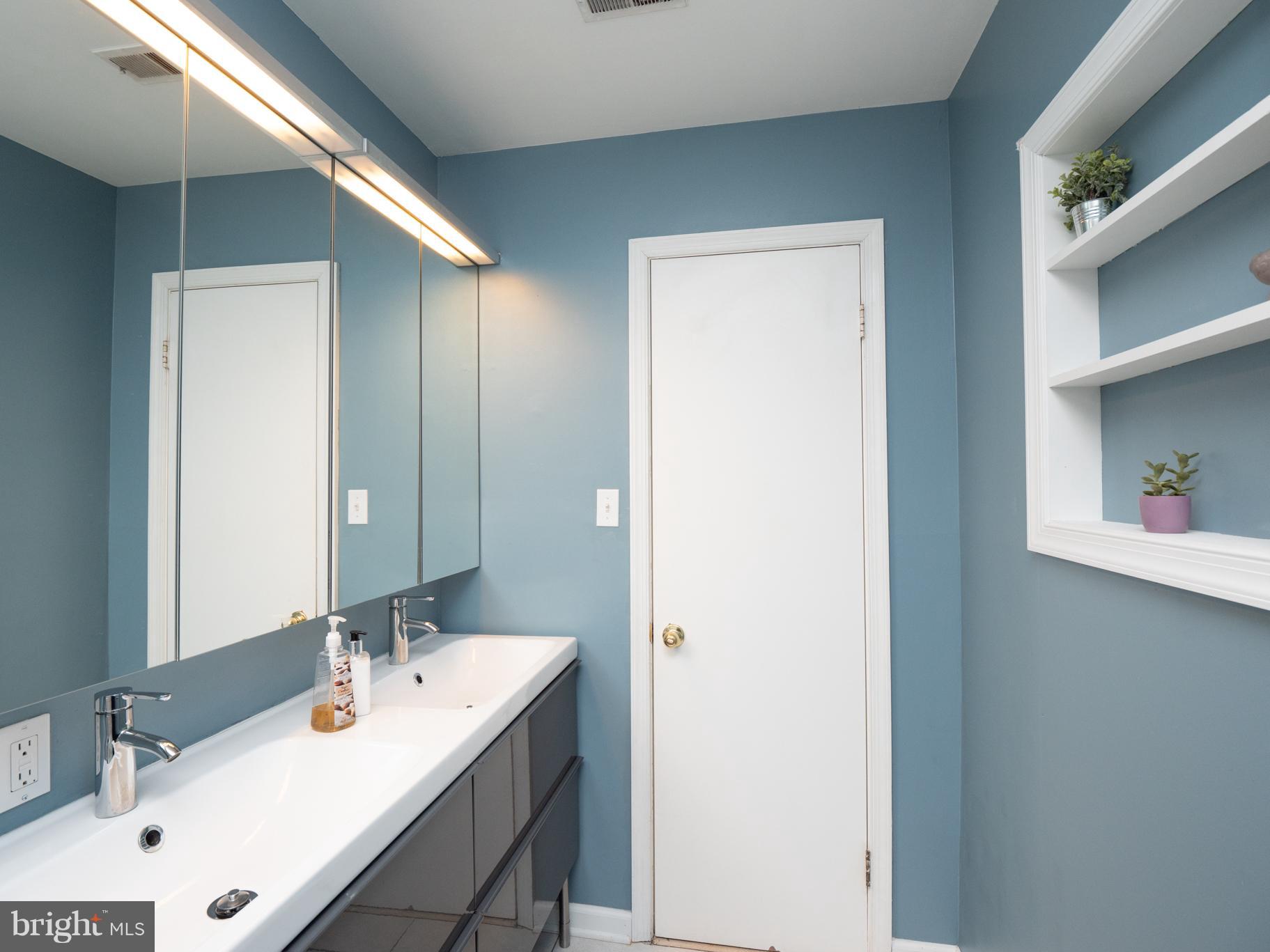 CROFTON MEWS - Residential