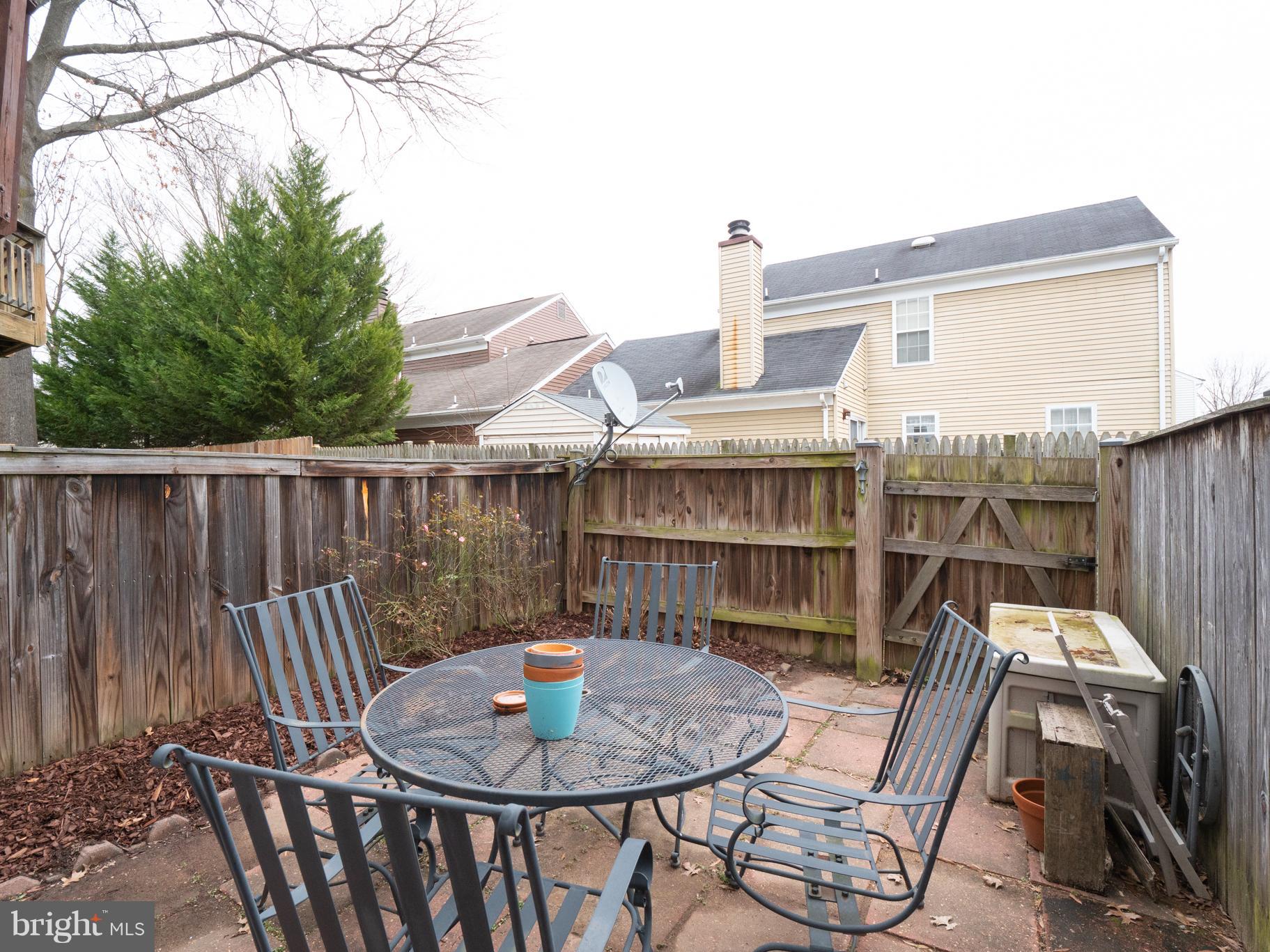 CROFTON MEWS - Residential