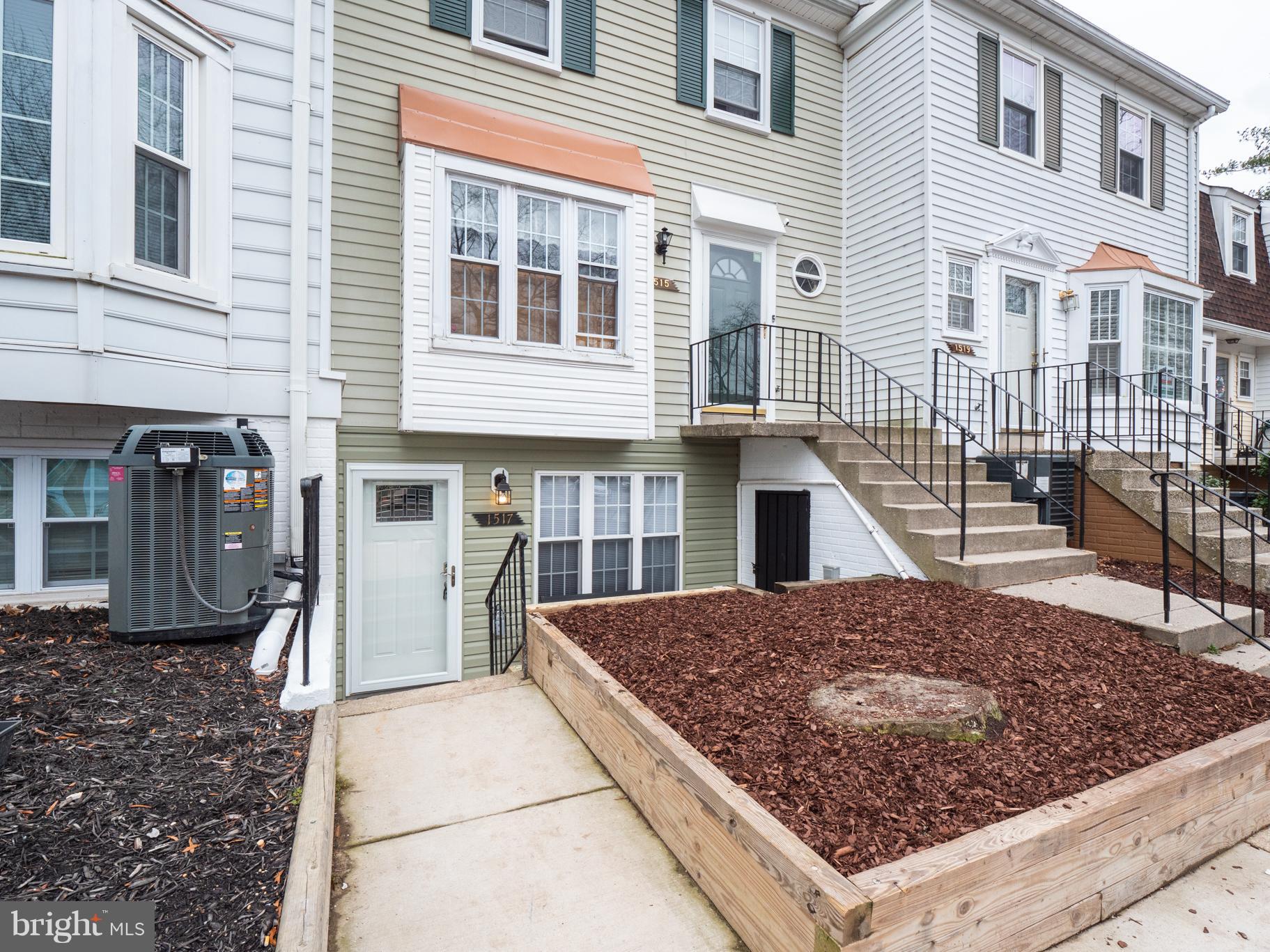 CROFTON MEWS - Residential