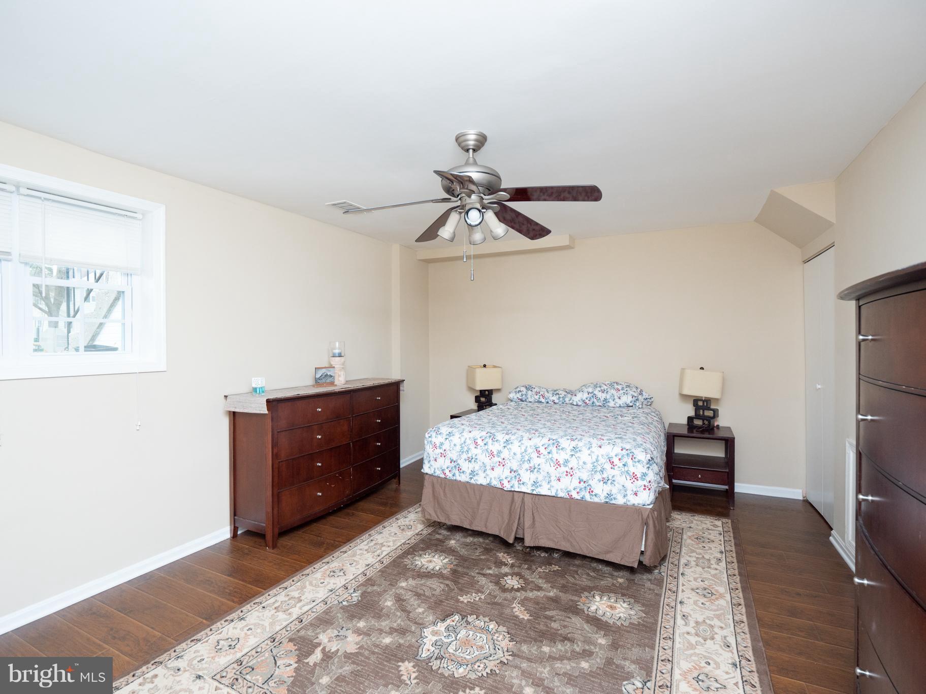 CROFTON MEWS - Residential