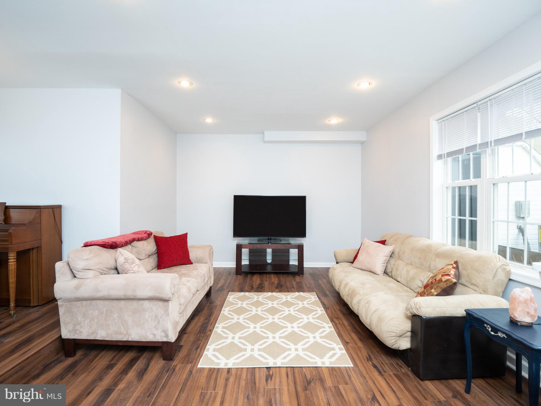 CROFTON MEWS - Residential